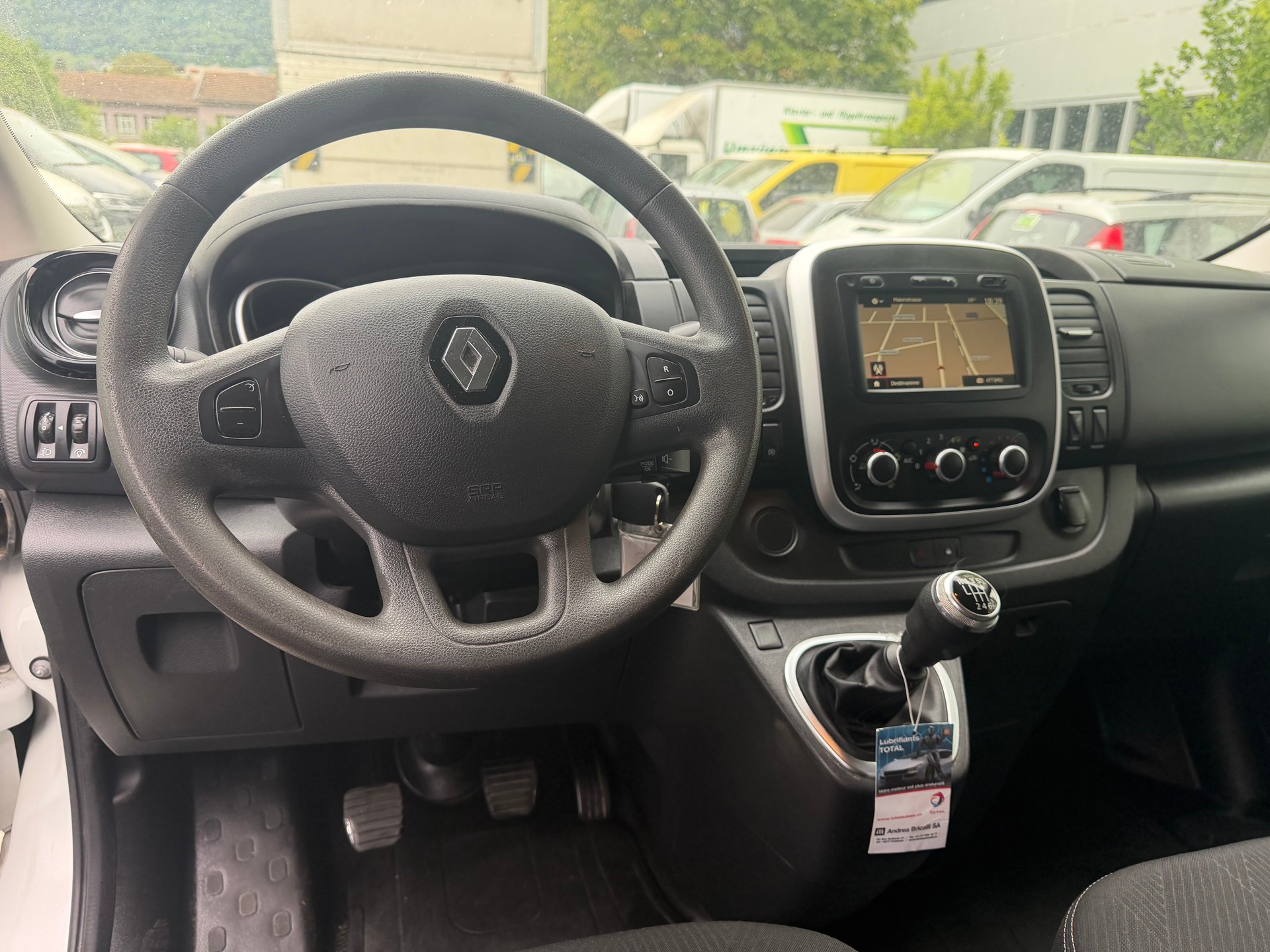 RENAULT Trafic 2.0 Energy dCi 120 3.0t Business L1H1 * 03x Sitze * Navi * LED * Klimaanlage * Tempomat * PDC H- RF-Kamera * Ab MFK-image-3