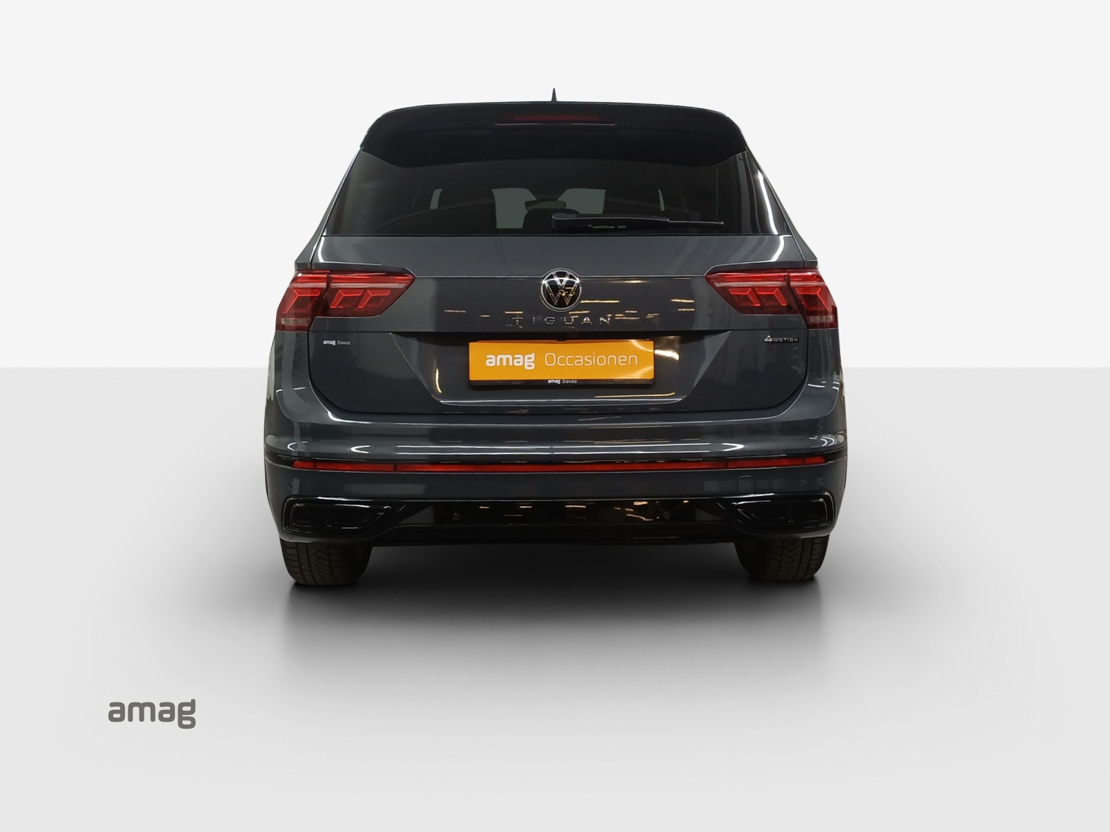 VW Tiguan 2.0TSI R-Line 4Motion DSG-image-3