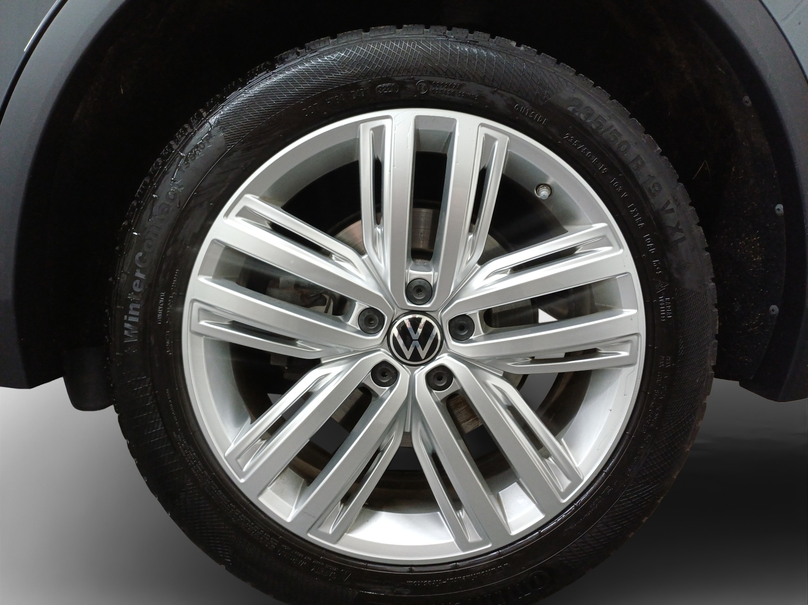 VW Tiguan 2.0TSI R-Line 4Motion DSG-image-14