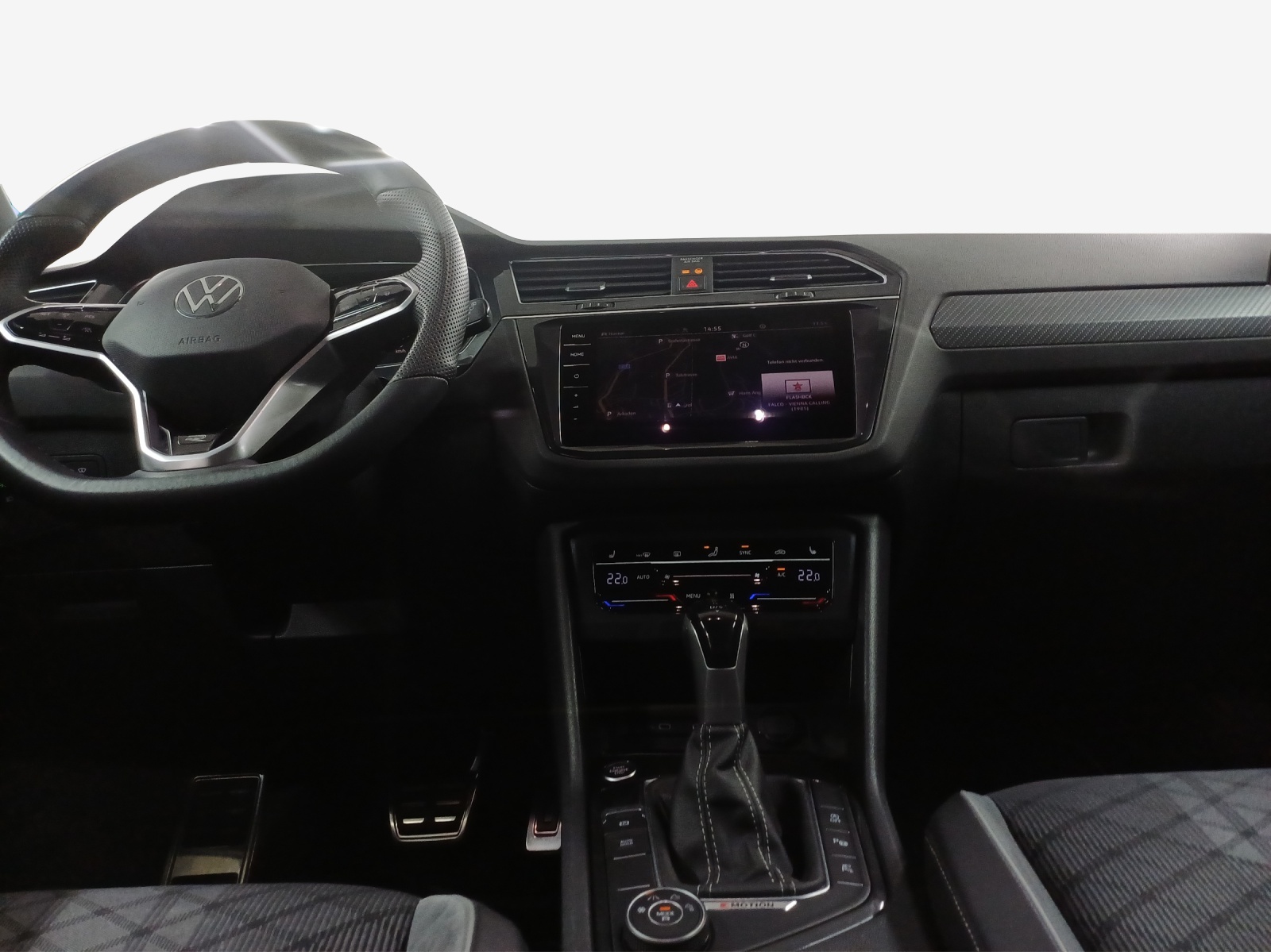 VW Tiguan 2.0TSI R-Line 4Motion DSG-image-8