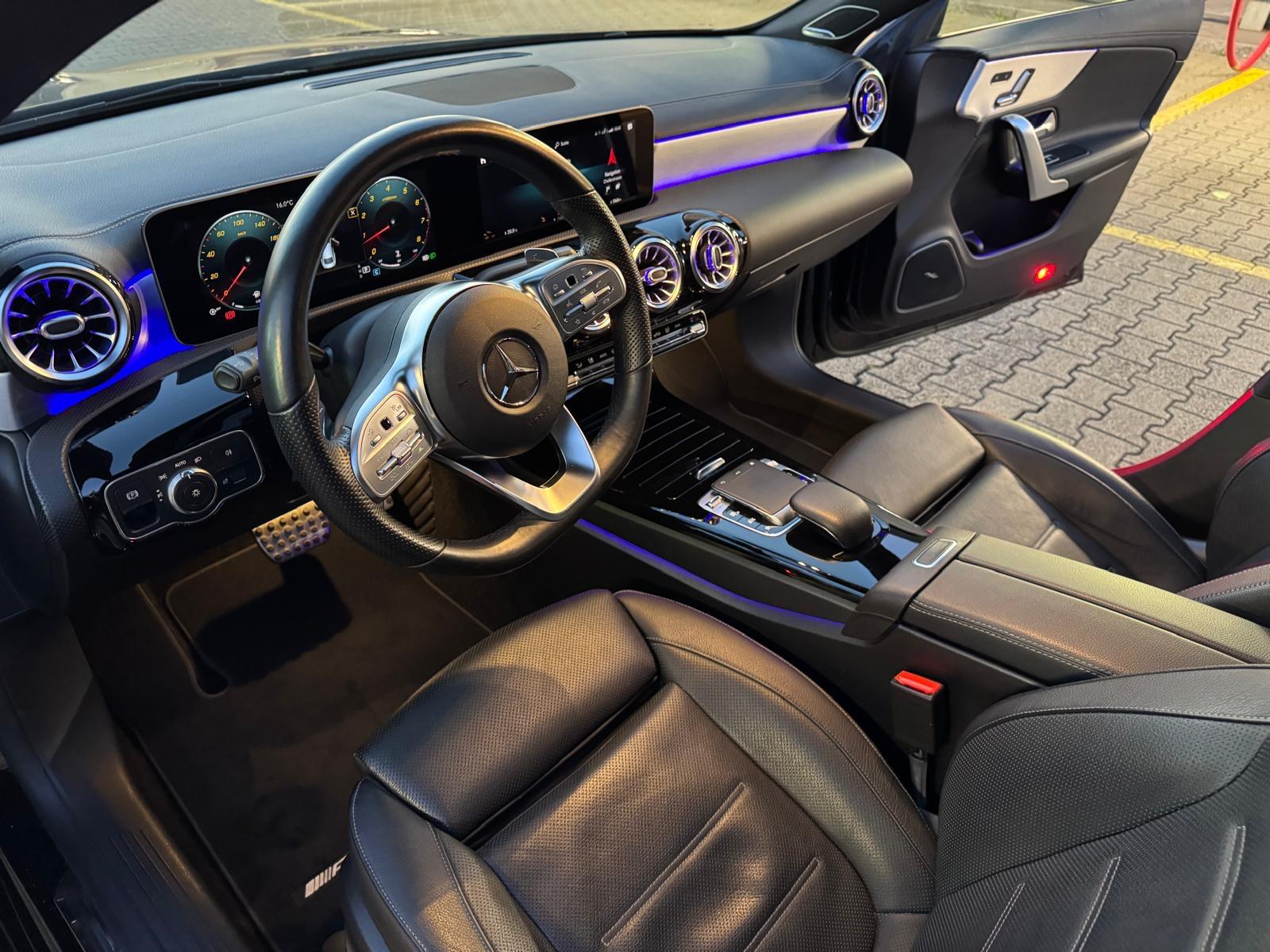 MERCEDES-BENZ CLA 250 AMG Line 4matic-image-4