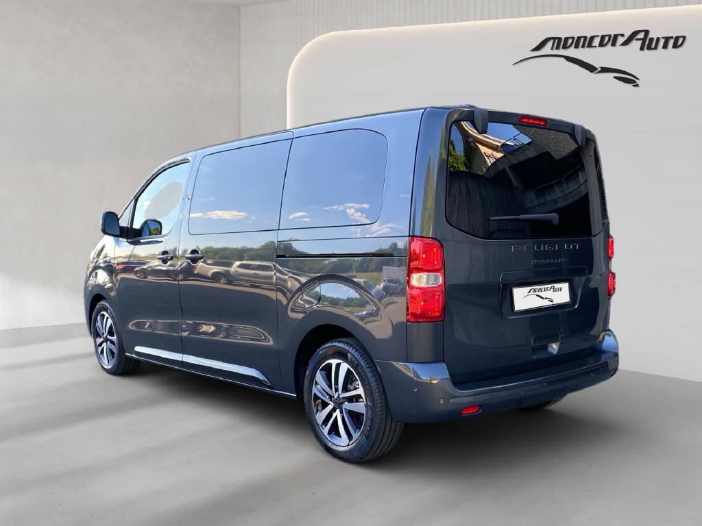 PEUGEOT Traveller Standard 2.2 BlueHDi 180 EAT8 Family Edition 8-places-showroom-element-3