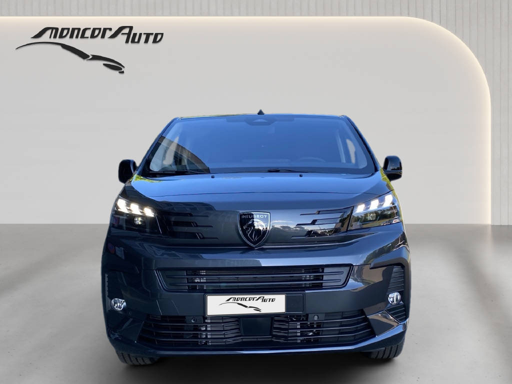 PEUGEOT Traveller Standard 2.2 BlueHDi 180 EAT8 Family Edition 8-places
