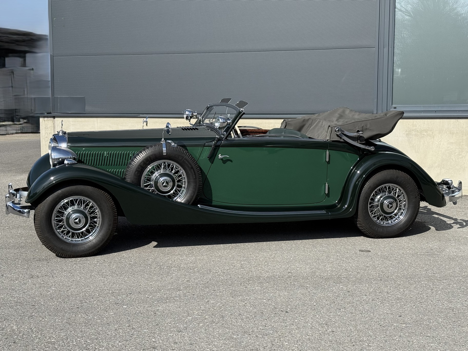 MERCEDES-BENZ 320 Cabriolet A-image-29