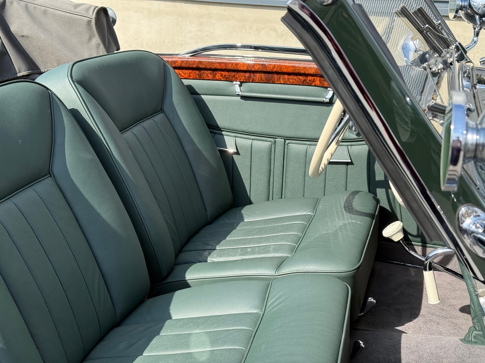 MERCEDES-BENZ 320 Cabriolet A-image-7