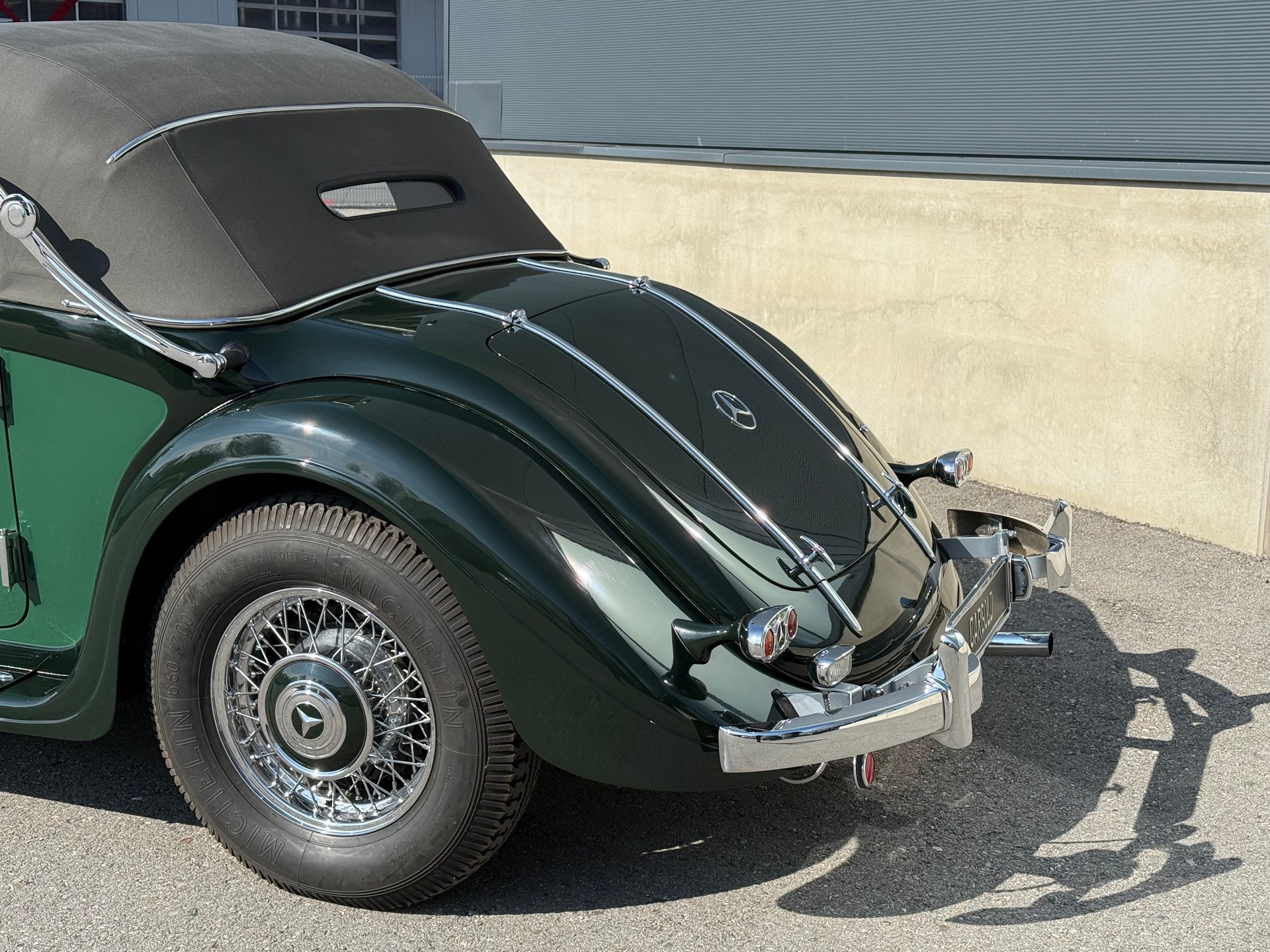 MERCEDES-BENZ 320 Cabriolet A-image-13