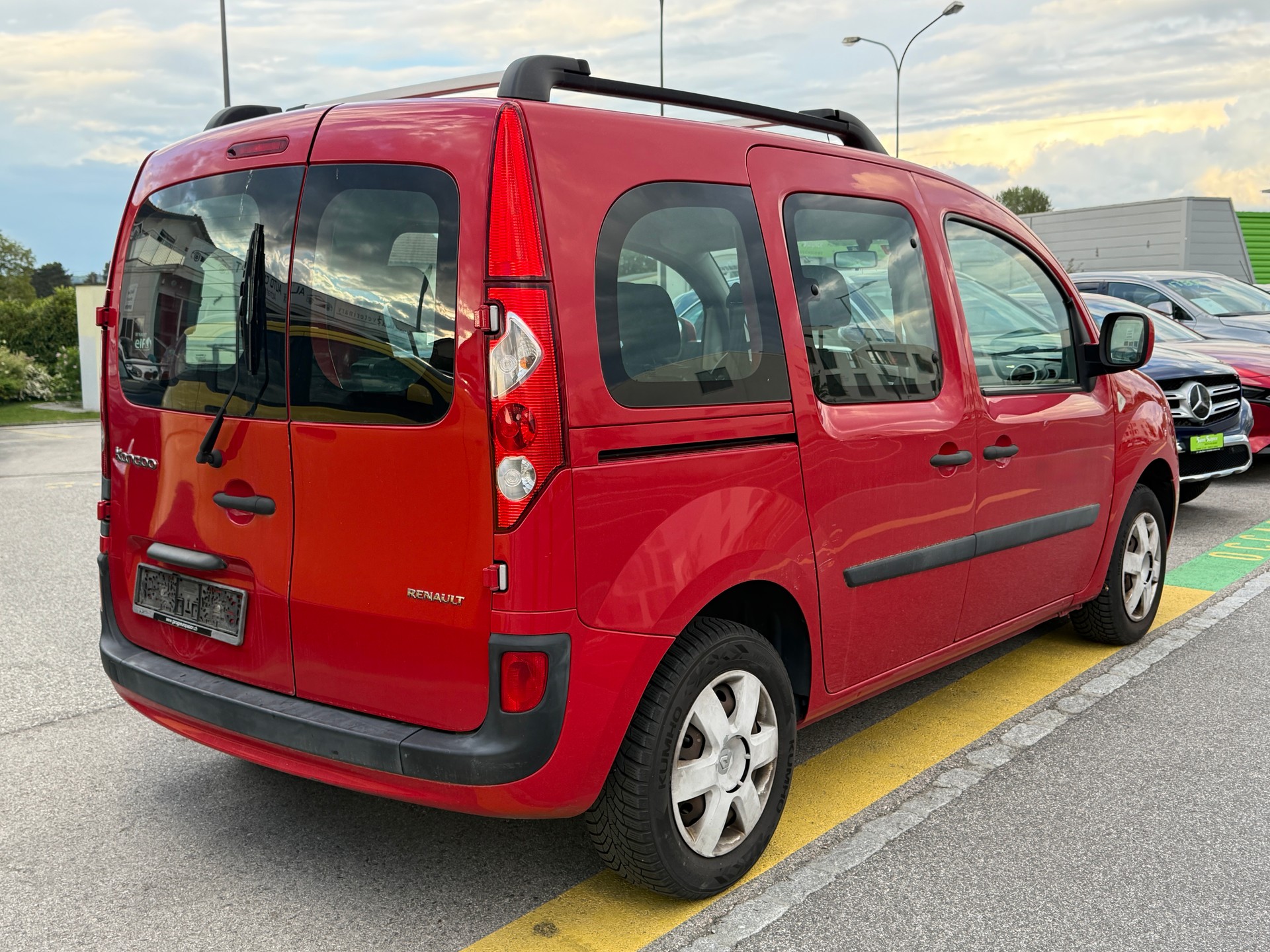 RENAULT Kangoo 1.6 16V Expression-image-5