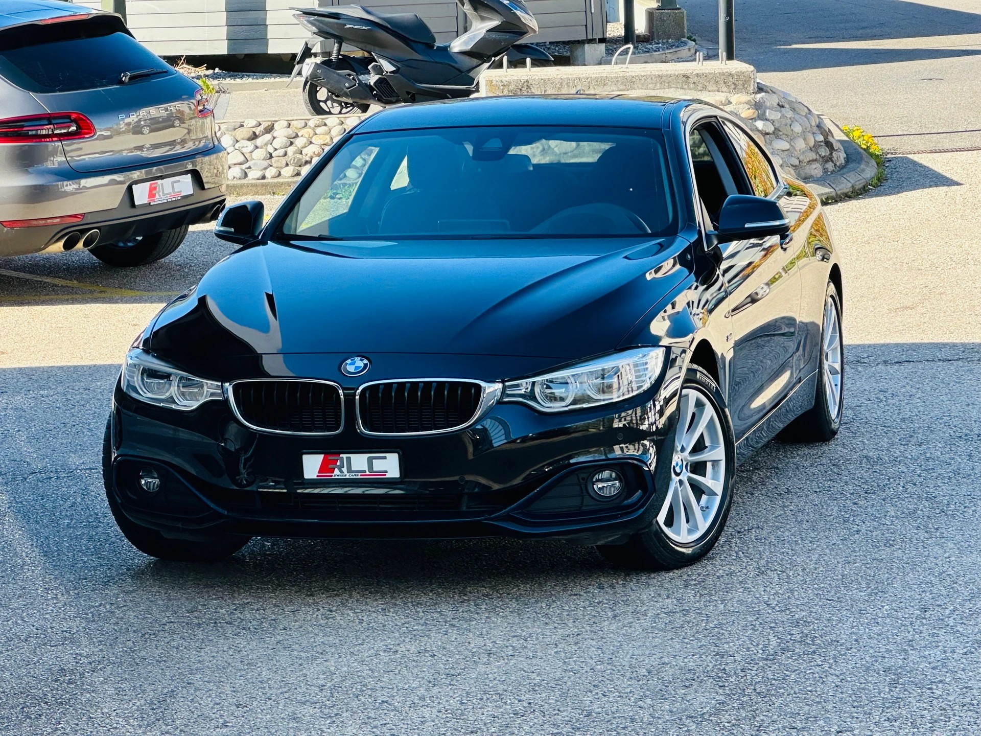 BMW 428i Coupé xDrive Sport Line Steptronic-image-4