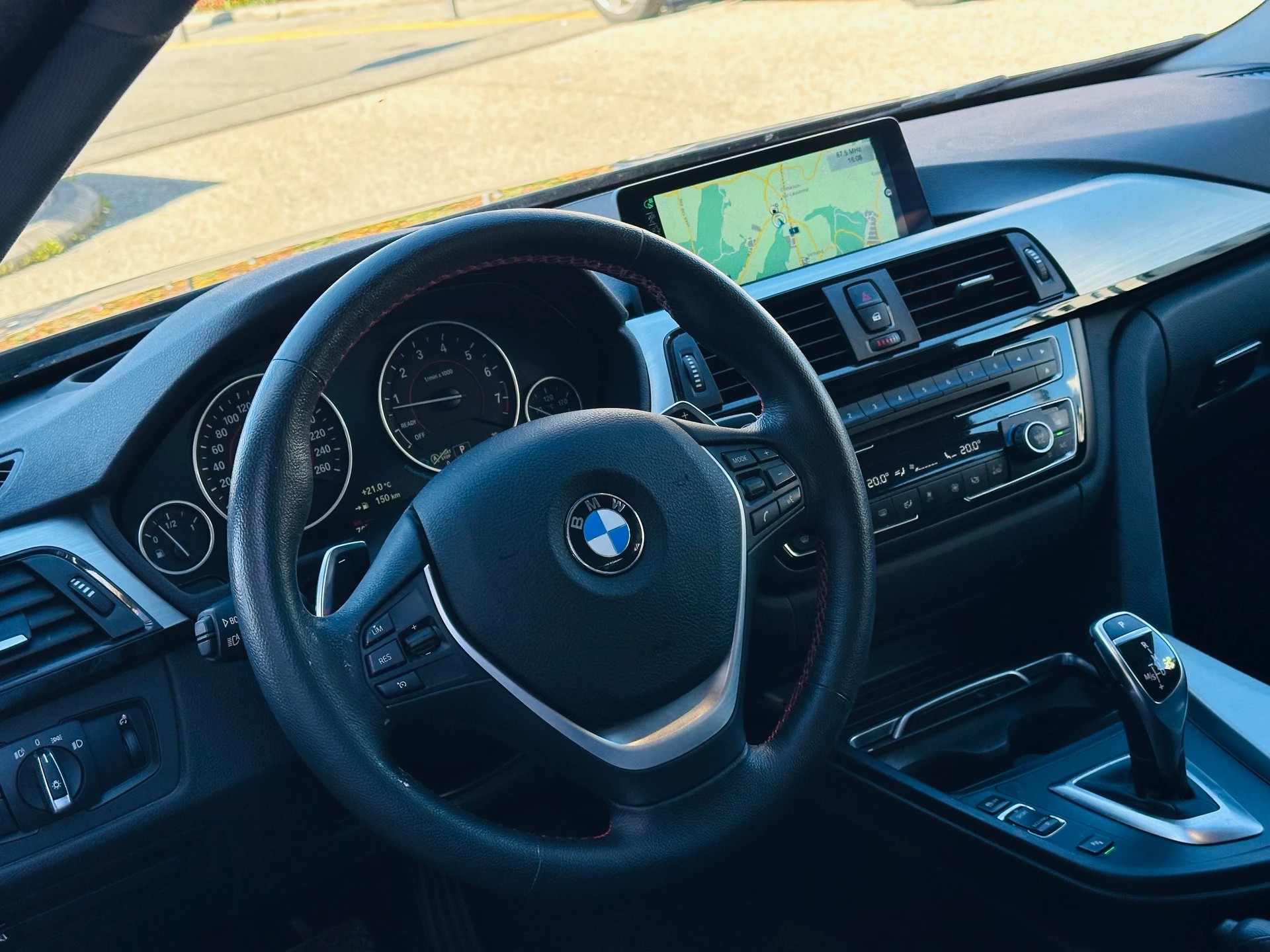 BMW 428i Coupé xDrive Sport Line Steptronic-image-15
