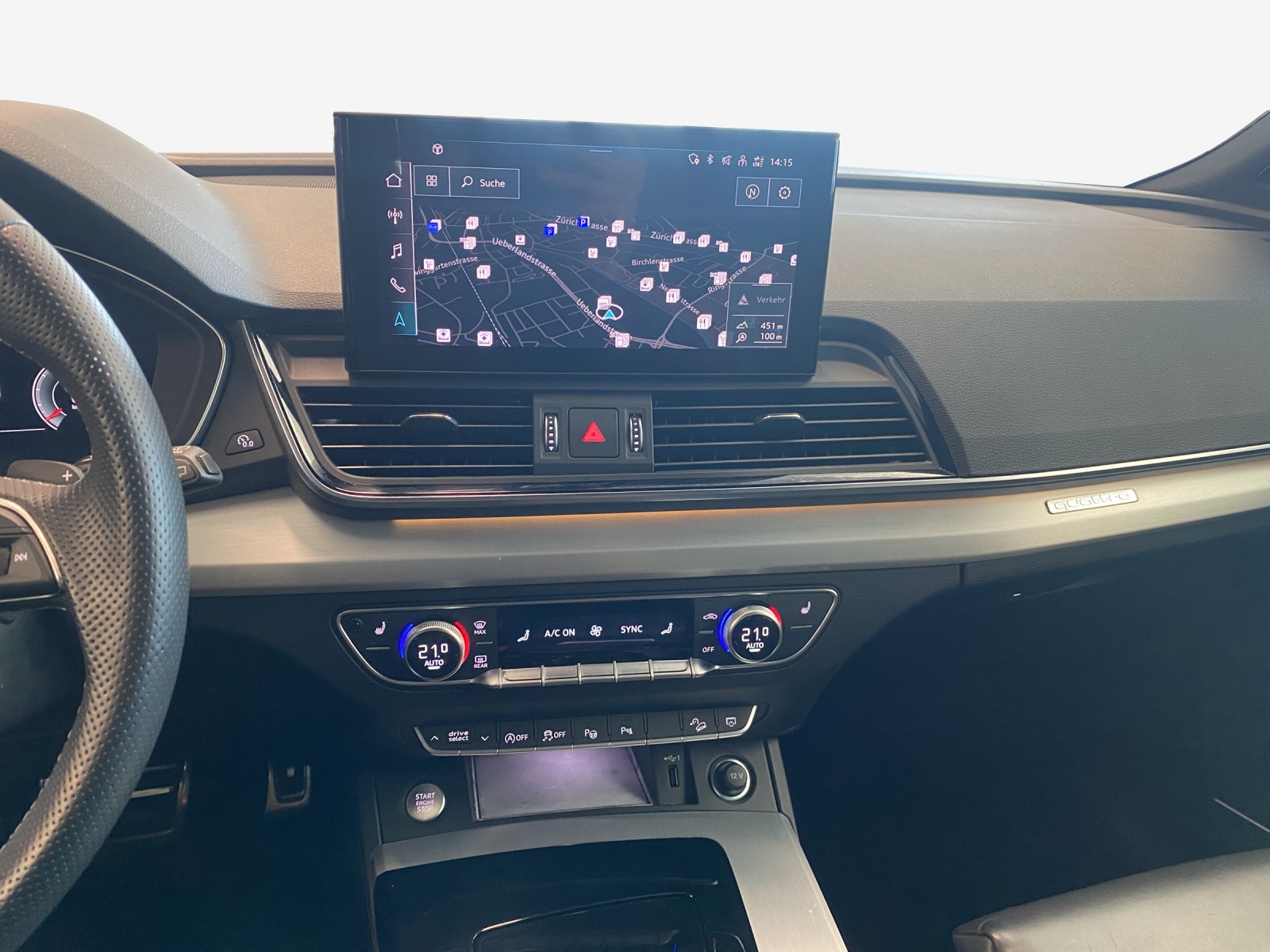 AUDI Q5 40 TDI Black Edition quattro S-tronic-image-10