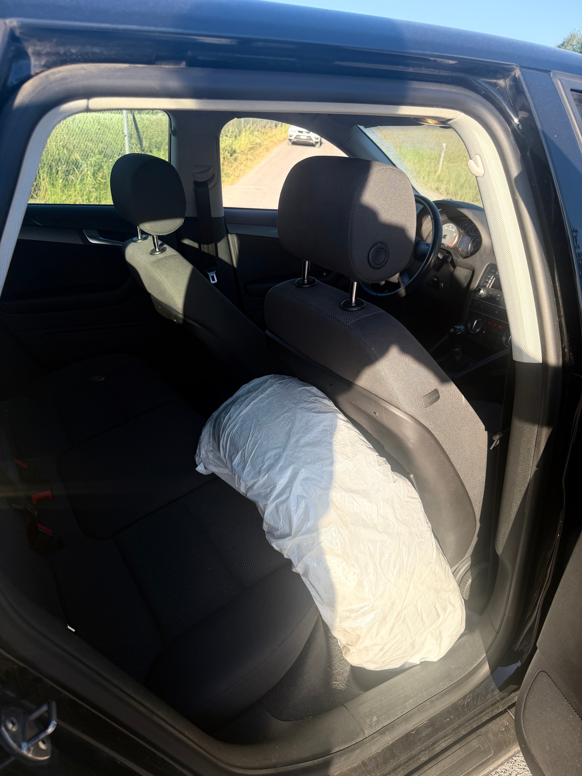 AUDI A3 Sportback 1.4 TFSI Ambiente-image-11