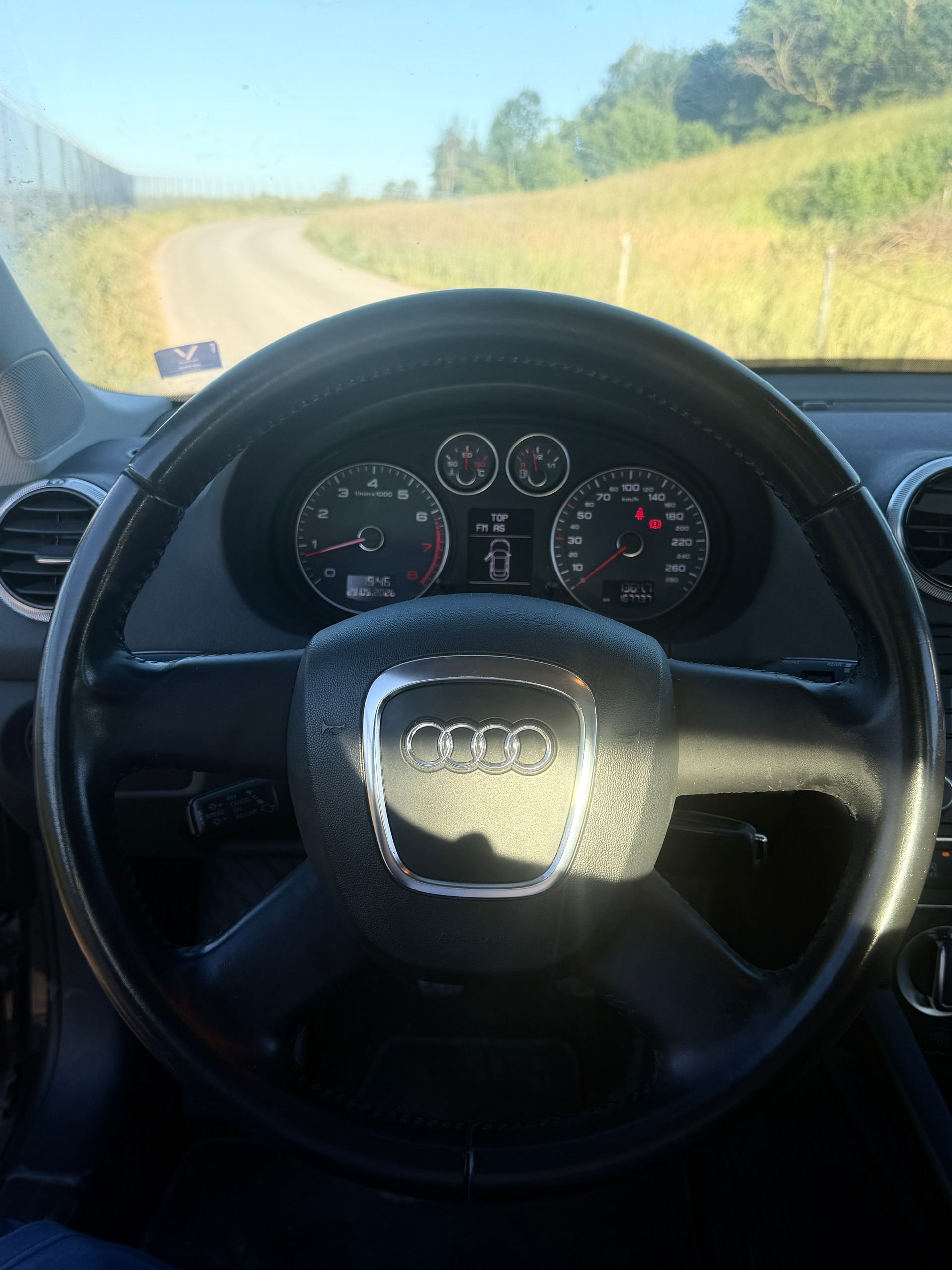AUDI A3 Sportback 1.4 TFSI Ambiente-image-13