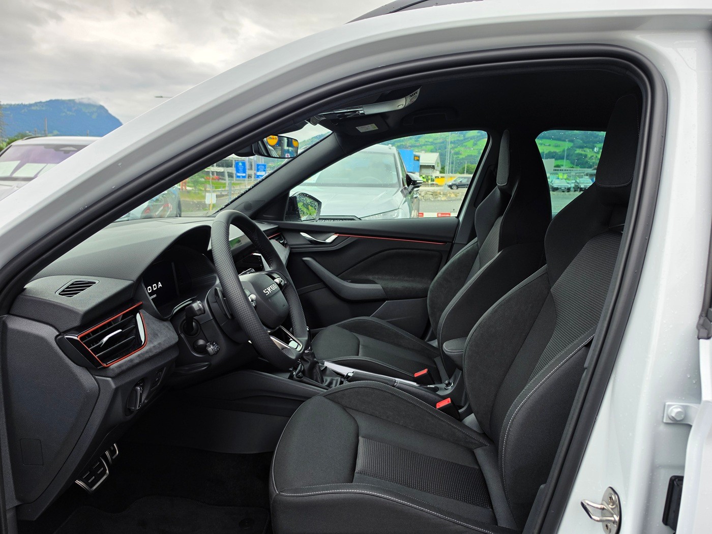 SKODA Kamiq 1.0 TSI Dynamic DSG-image-7