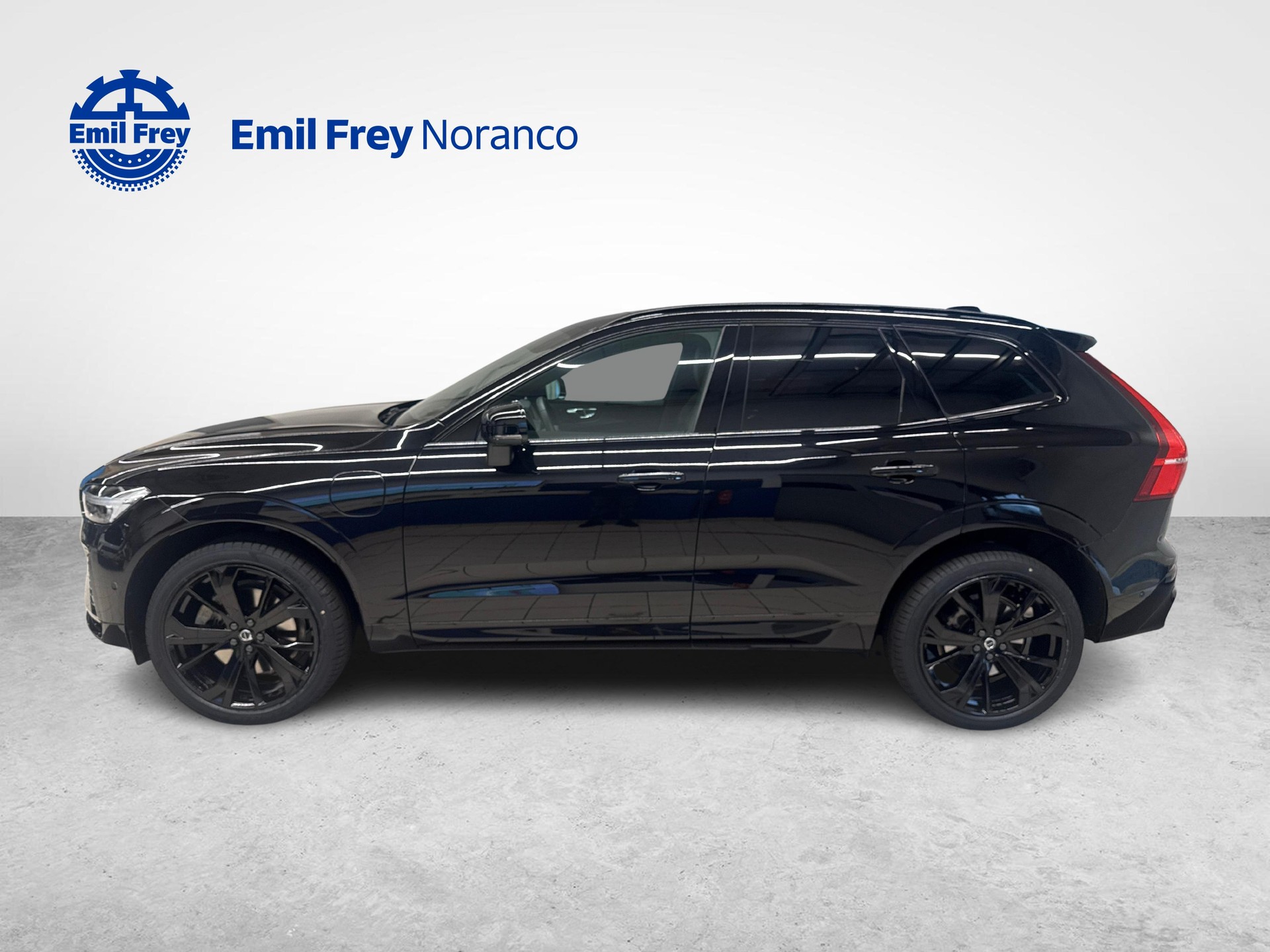 VOLVO XC60 2.0 T8 TE Ultra Dark eAWD + Ruote invernali incluse-image-2