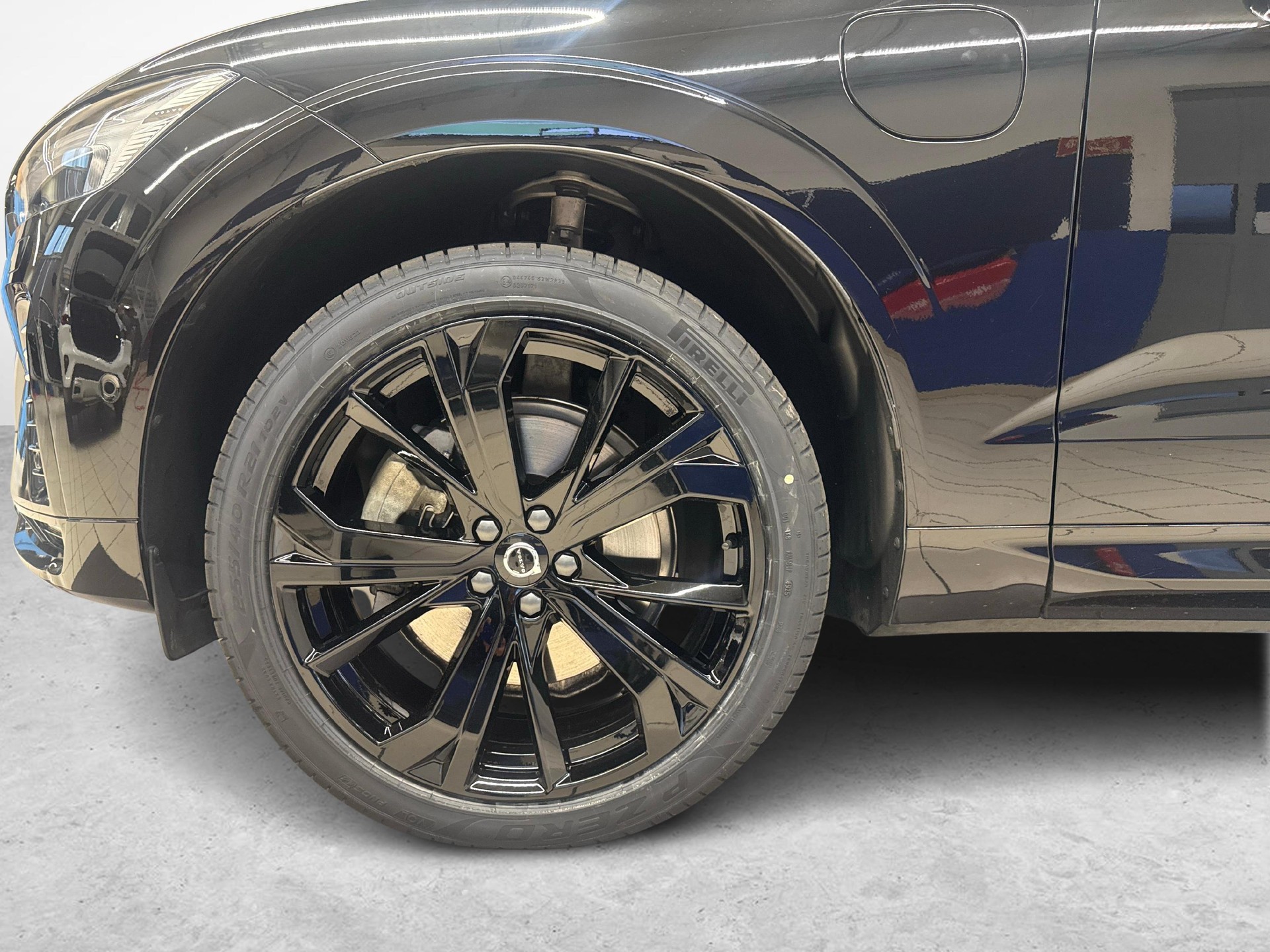 VOLVO XC60 2.0 T8 TE Ultra Dark eAWD + Ruote invernali incluse-image-17