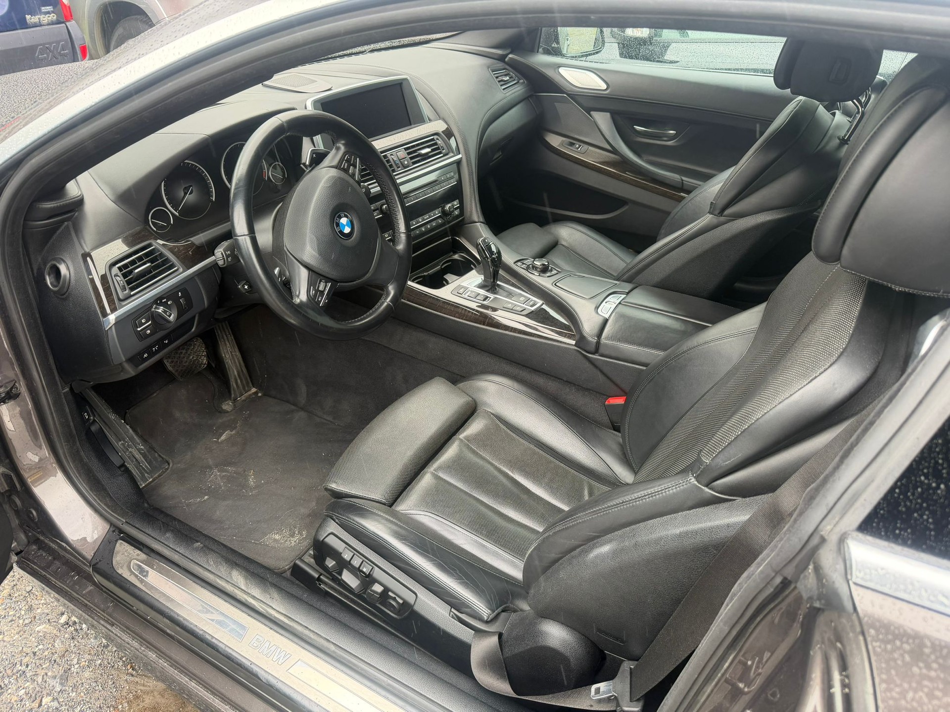 BMW 650i Coupé xDrive-image-11