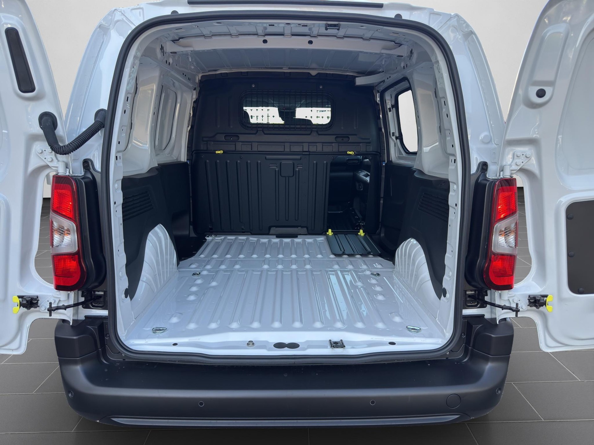 OPEL Combo Cargo 2.0 t 1.2 S/S-image-12