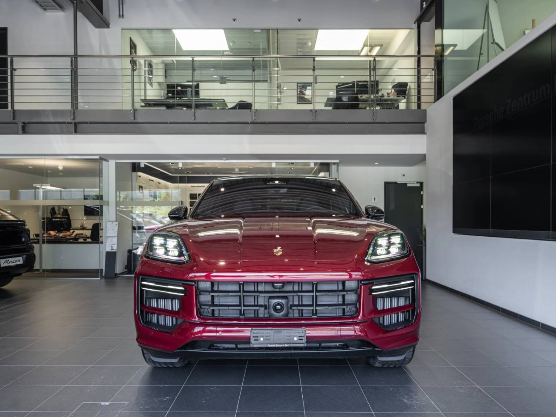 PORSCHE Cayenne Turbo E-Hybrid Coupé mit GT-Paket-image-8