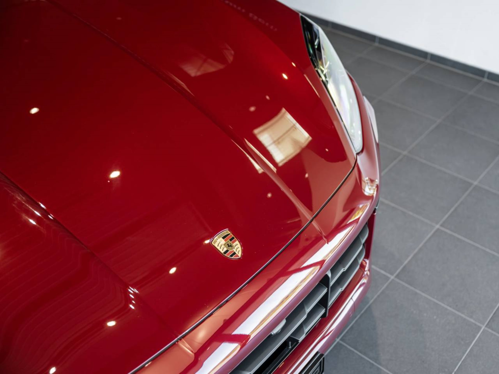 PORSCHE Cayenne Turbo E-Hybrid Coupé mit GT-Paket-image-25