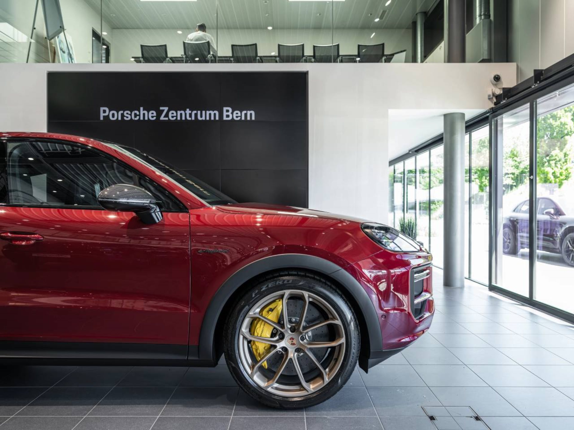 PORSCHE Cayenne Turbo E-Hybrid Coupé mit GT-Paket-image-11