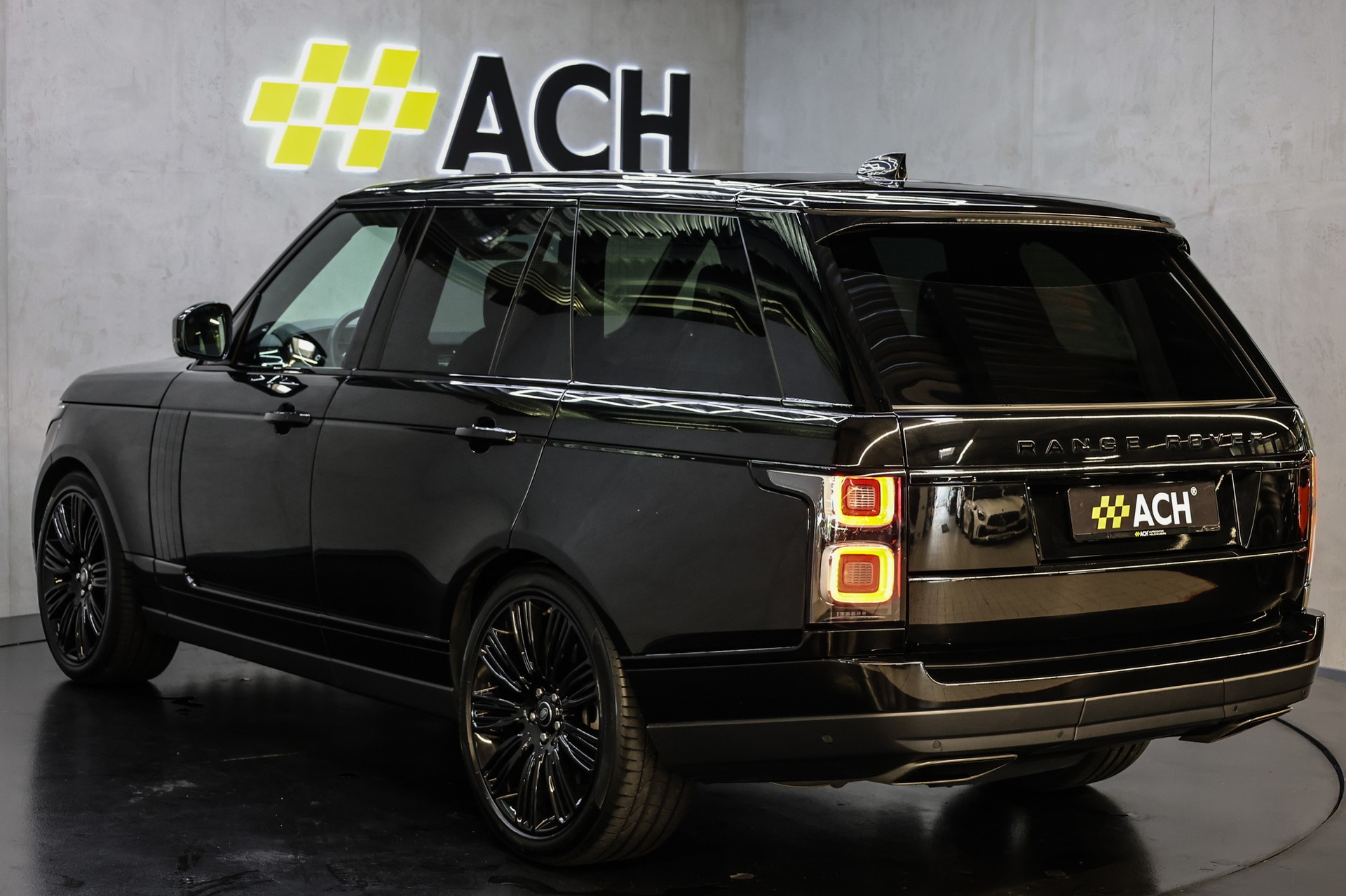 LAND ROVER Range Rover 3.0 I6D Vogue-image-3