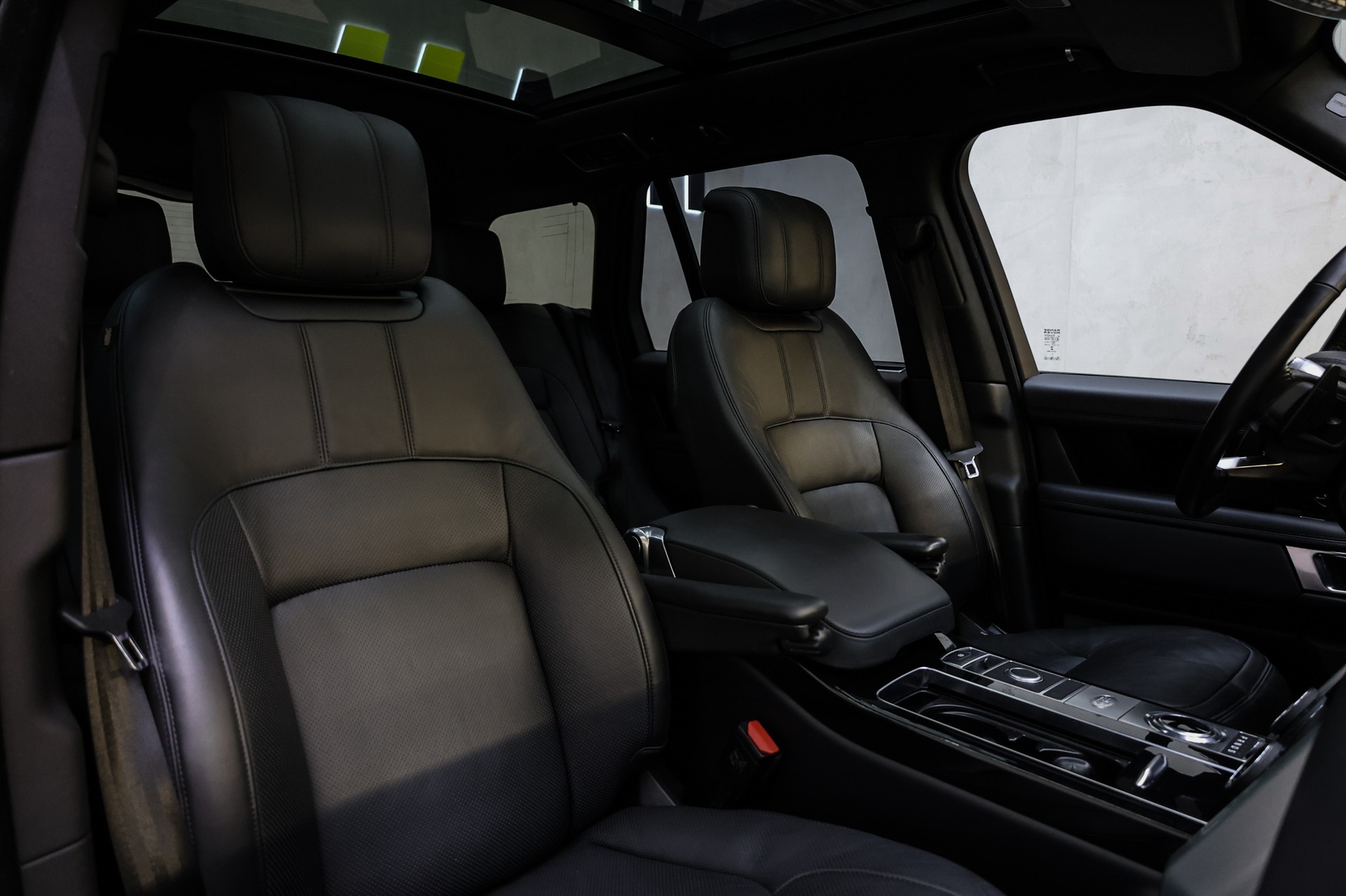 LAND ROVER Range Rover 3.0 I6D Vogue-image-32