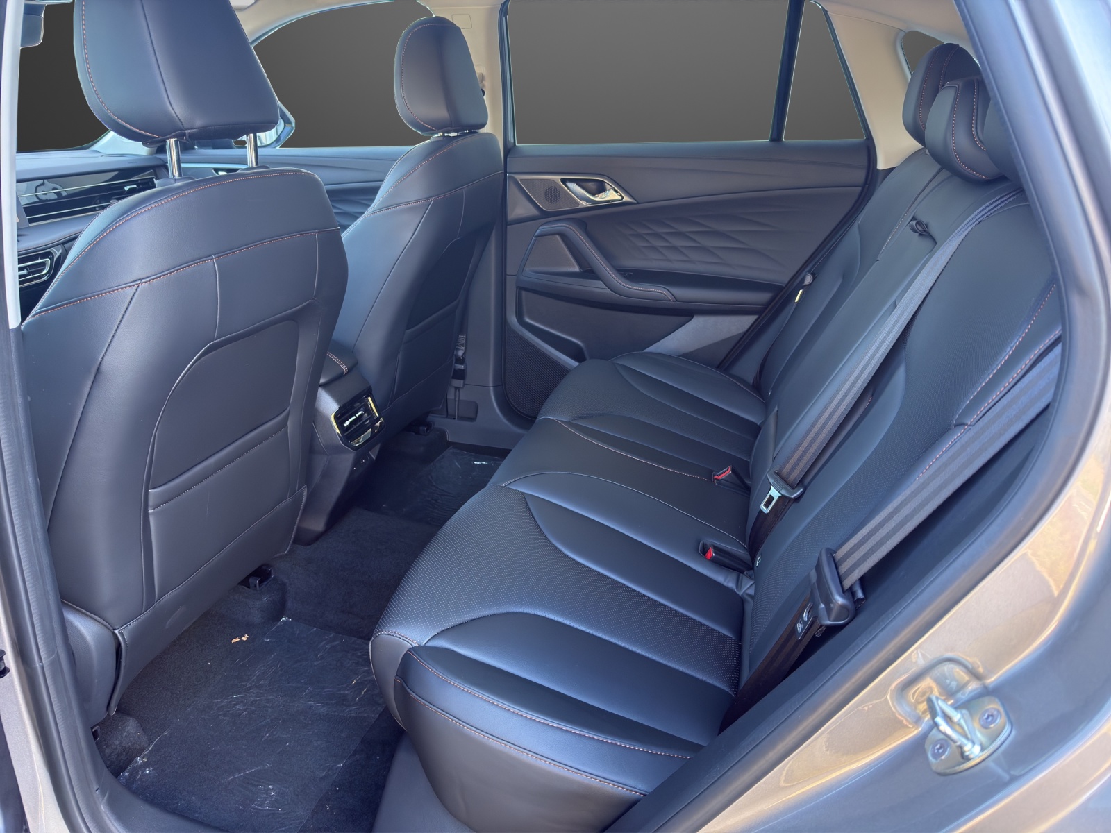 MG HS 1.5 PHEV Luxury-image-9
