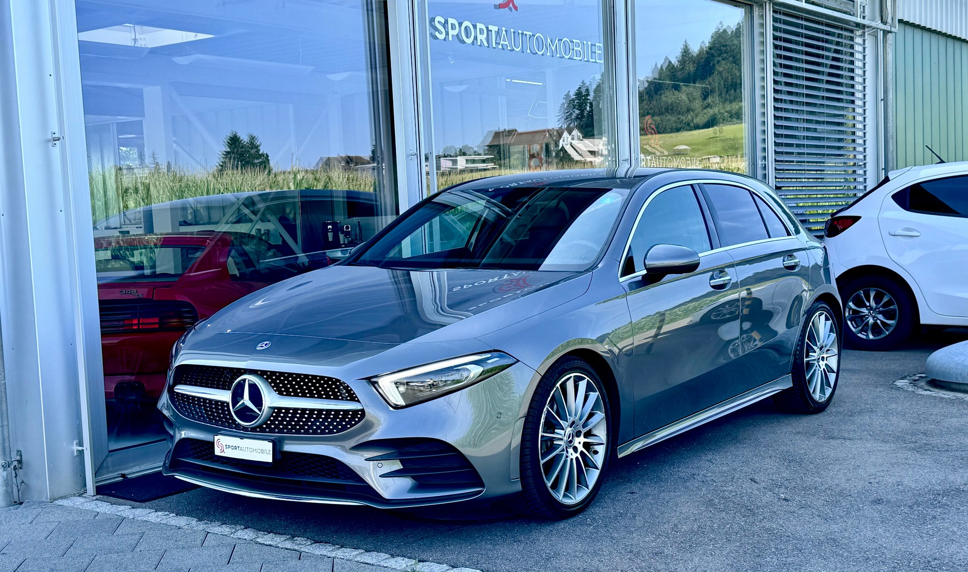MERCEDES-BENZ A 200 AMG Line 7G-DCT-image-1