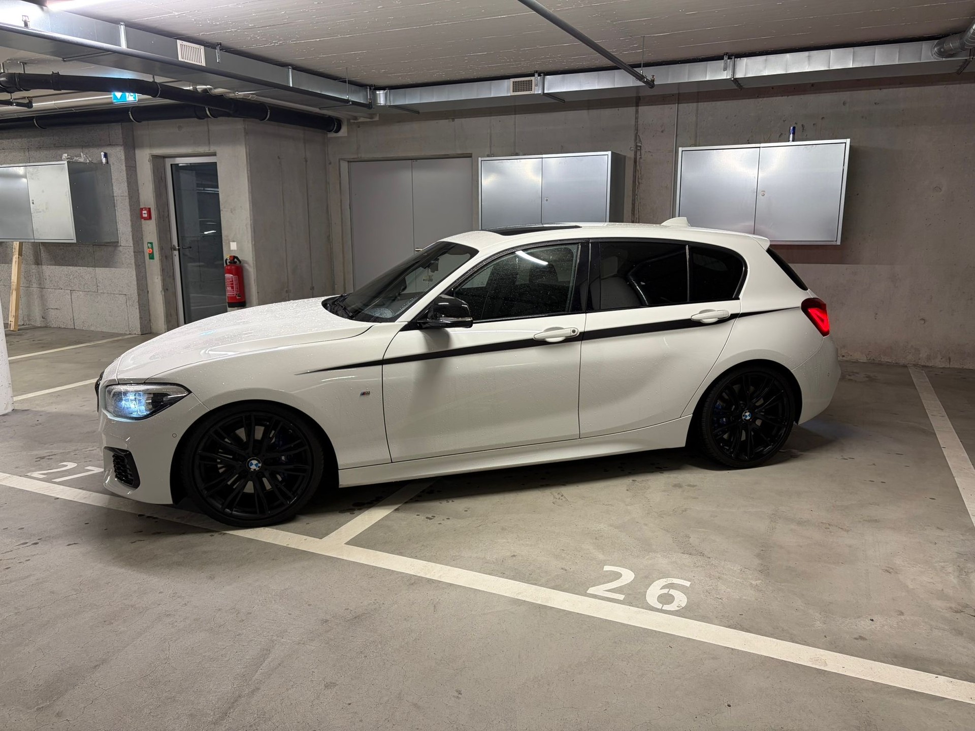 BMW M140i xDrive-image-1