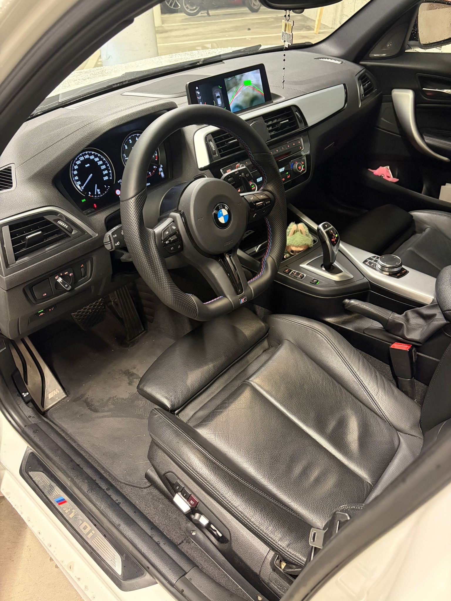 BMW M140i xDrive-image-4