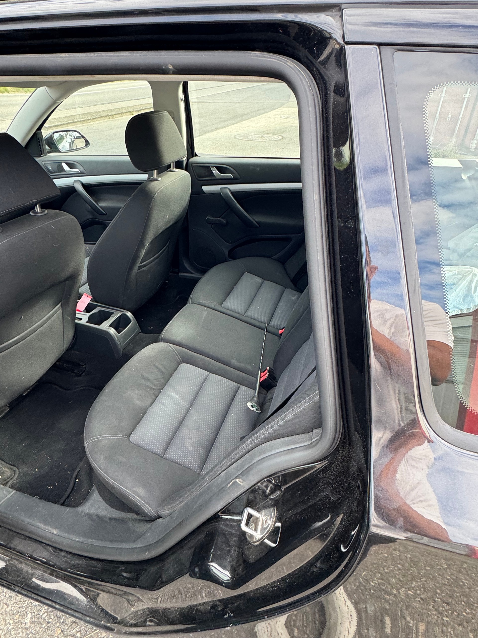 SKODA Octavia 1.9 TDI Swiss Ice Hockey 4x4-image-9