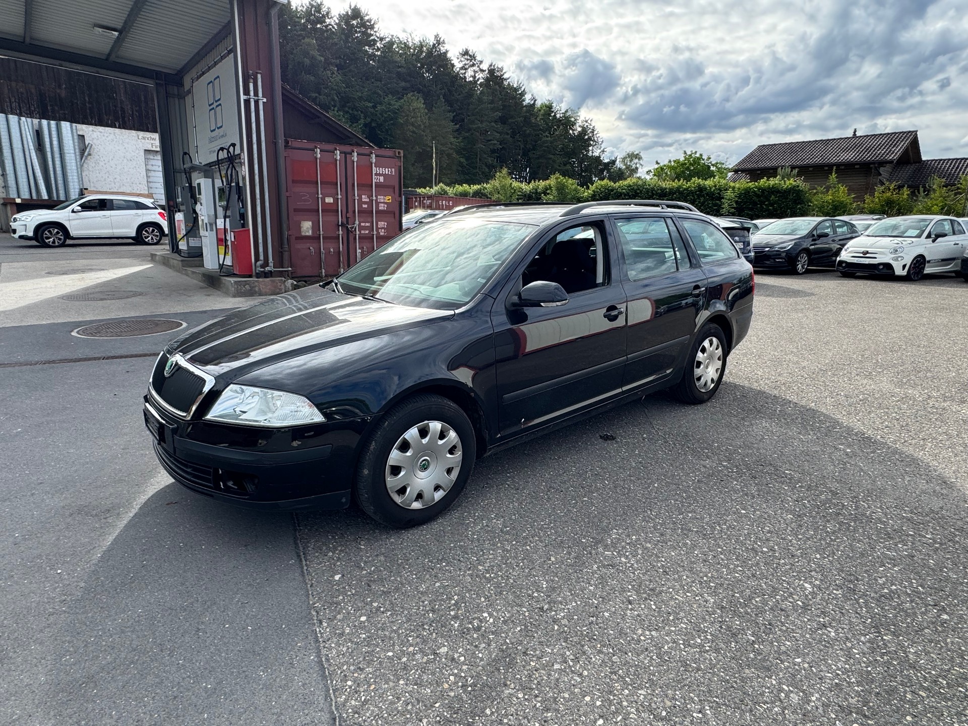 SKODA Octavia 1.9 TDI Swiss Ice Hockey 4x4-image-1