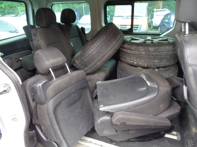 OPEL Vivaro 1.6CDTI Tourer 2.7t L1H1-image-8