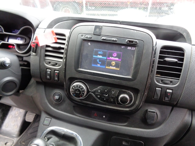 OPEL Vivaro 1.6CDTI Tourer 2.7t L1H1-image-10