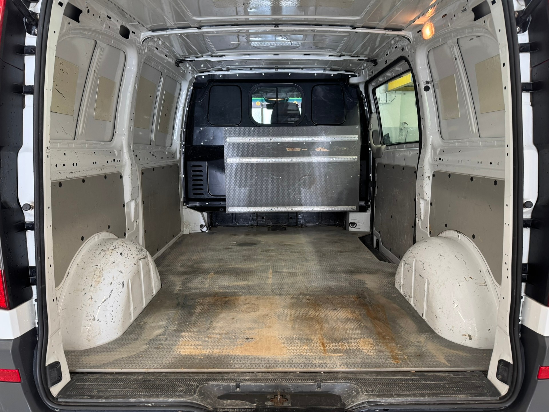 MERCEDES-BENZ Vito 113 CDI Blue Efficiency L-image-13