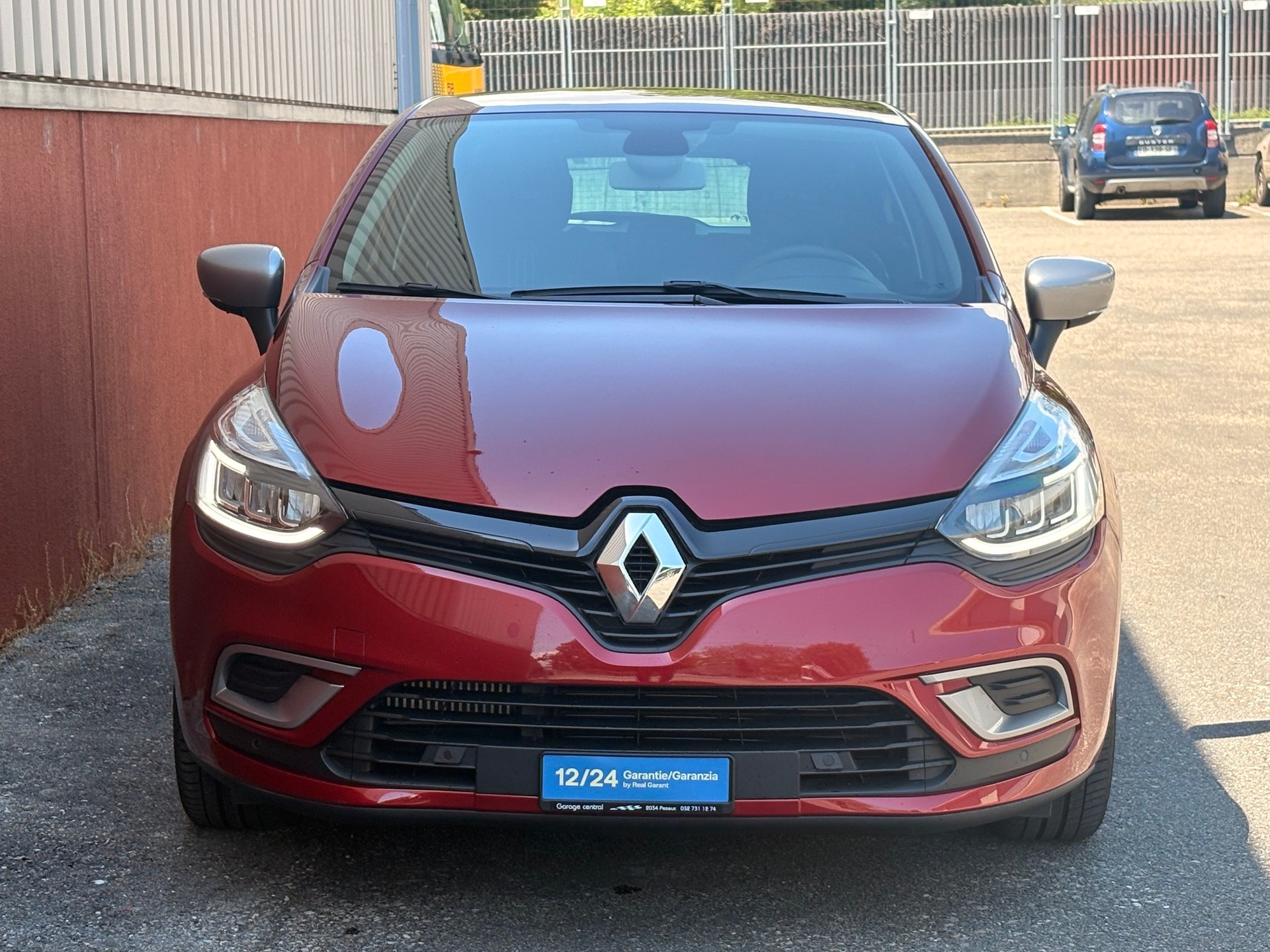 RENAULT Clio 1.2 16V T GT Line-image-1