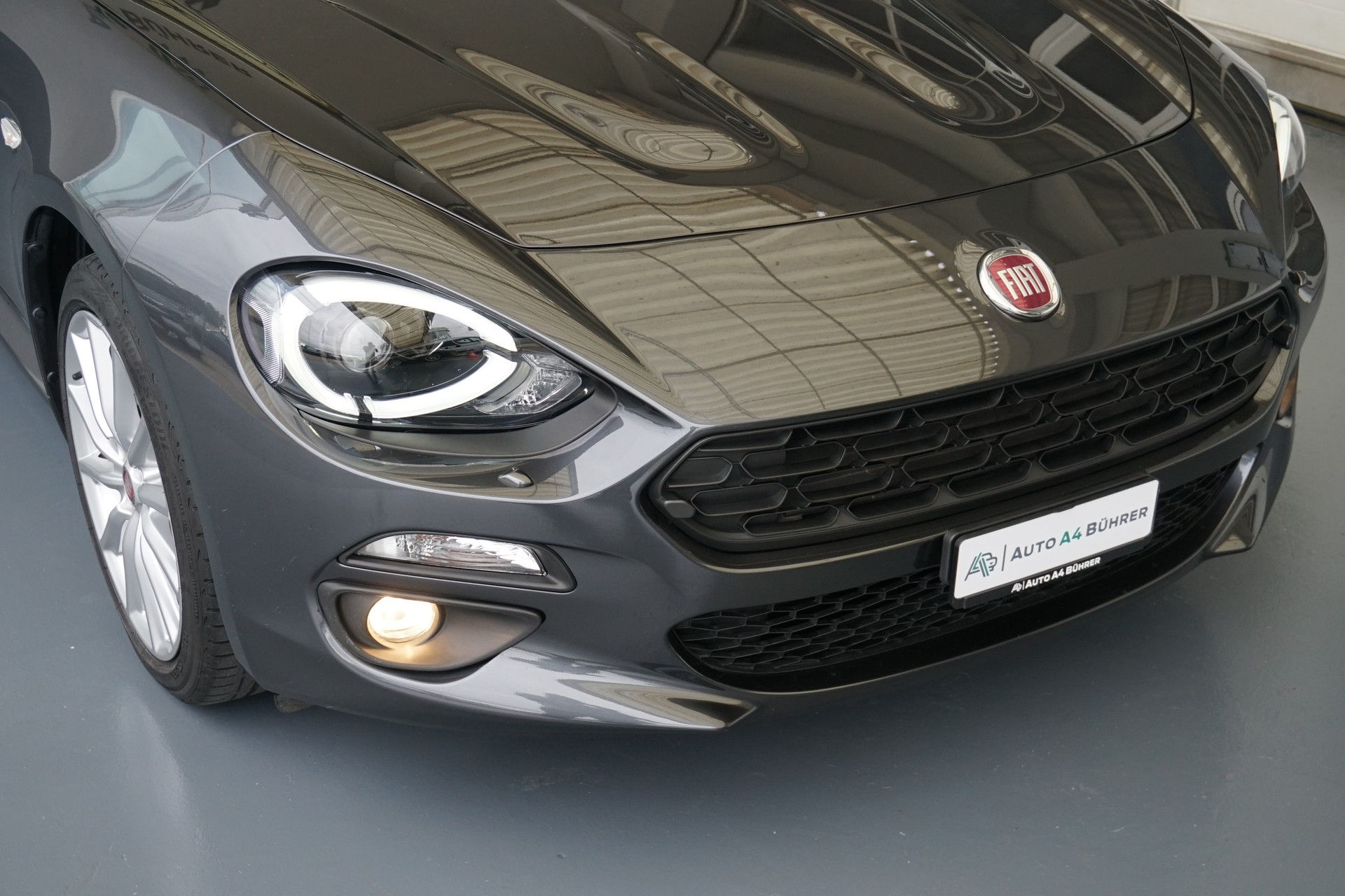 FIAT 124 Spider 1.4 TB Lusso Automat mit erst 25`000km!!-image-6