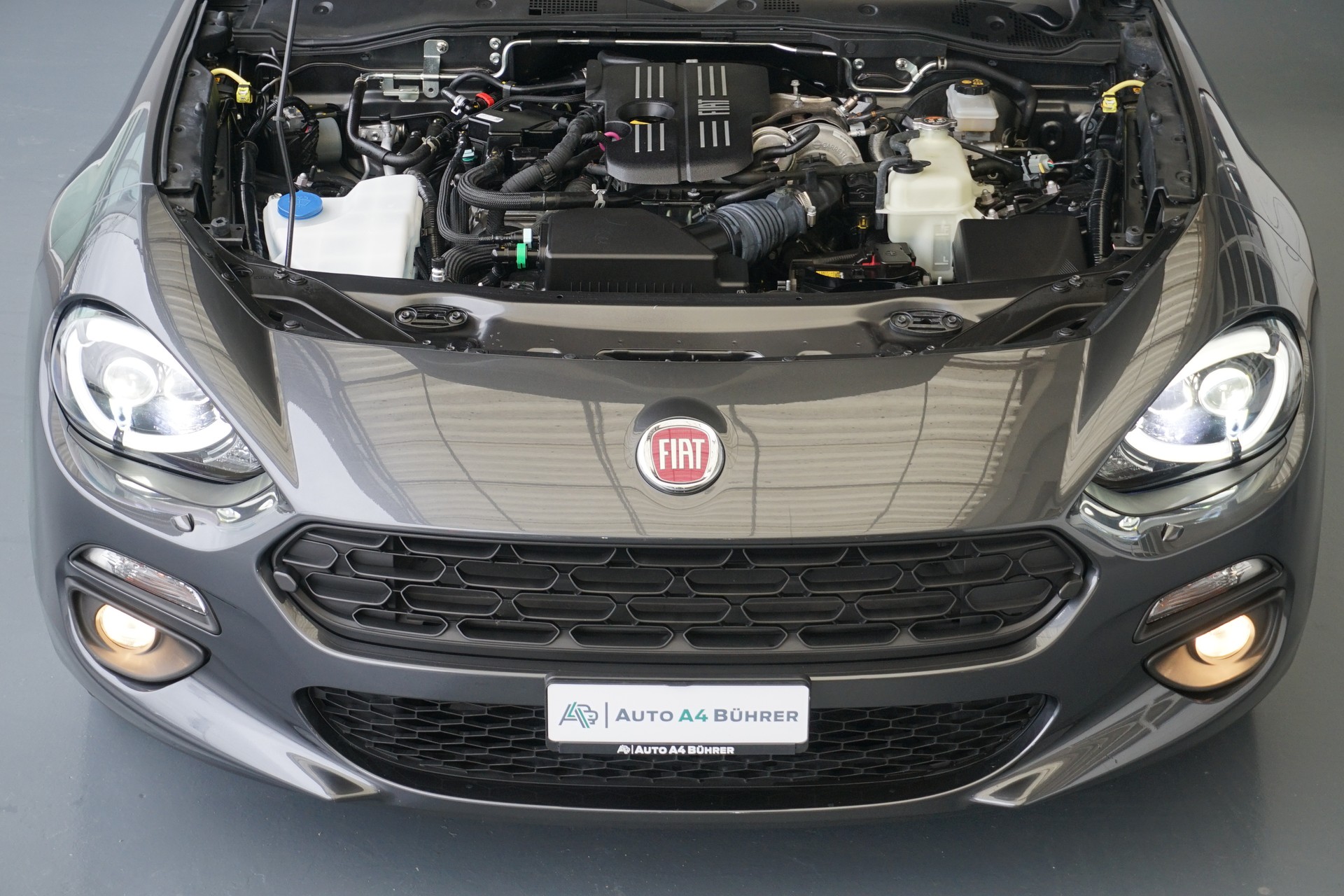 FIAT 124 Spider 1.4 TB Lusso Automat mit erst 25`000km!!-image-14