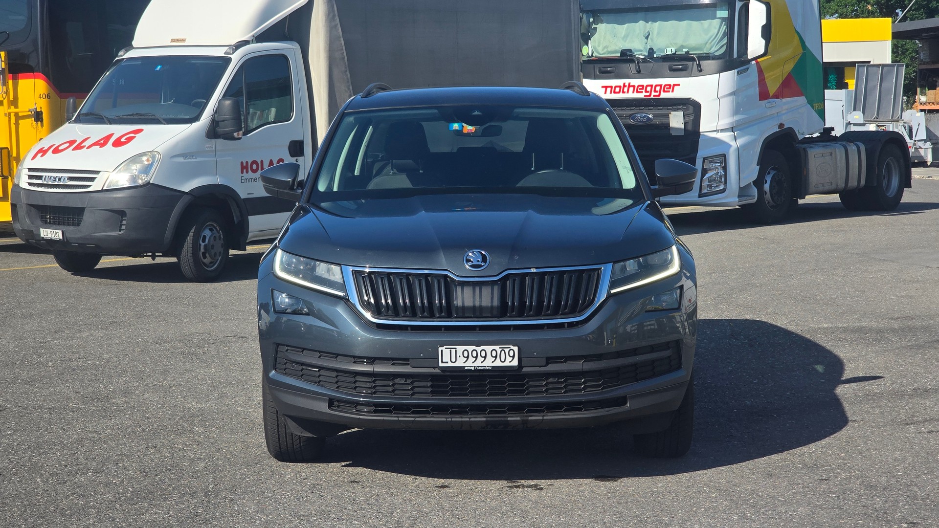 SKODA Kodiaq 2.0 TDI CR Ambition 4x4 DSG-image-2