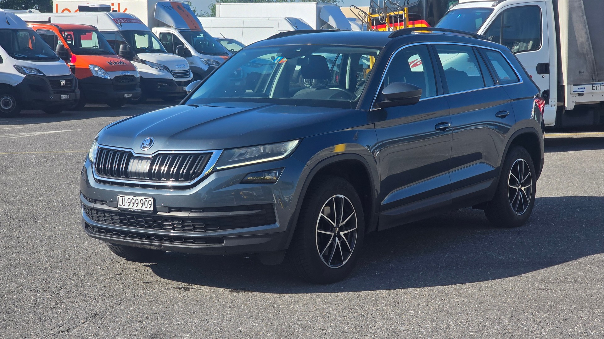 SKODA Kodiaq 2.0 TDI CR Ambition 4x4 DSG-image-1