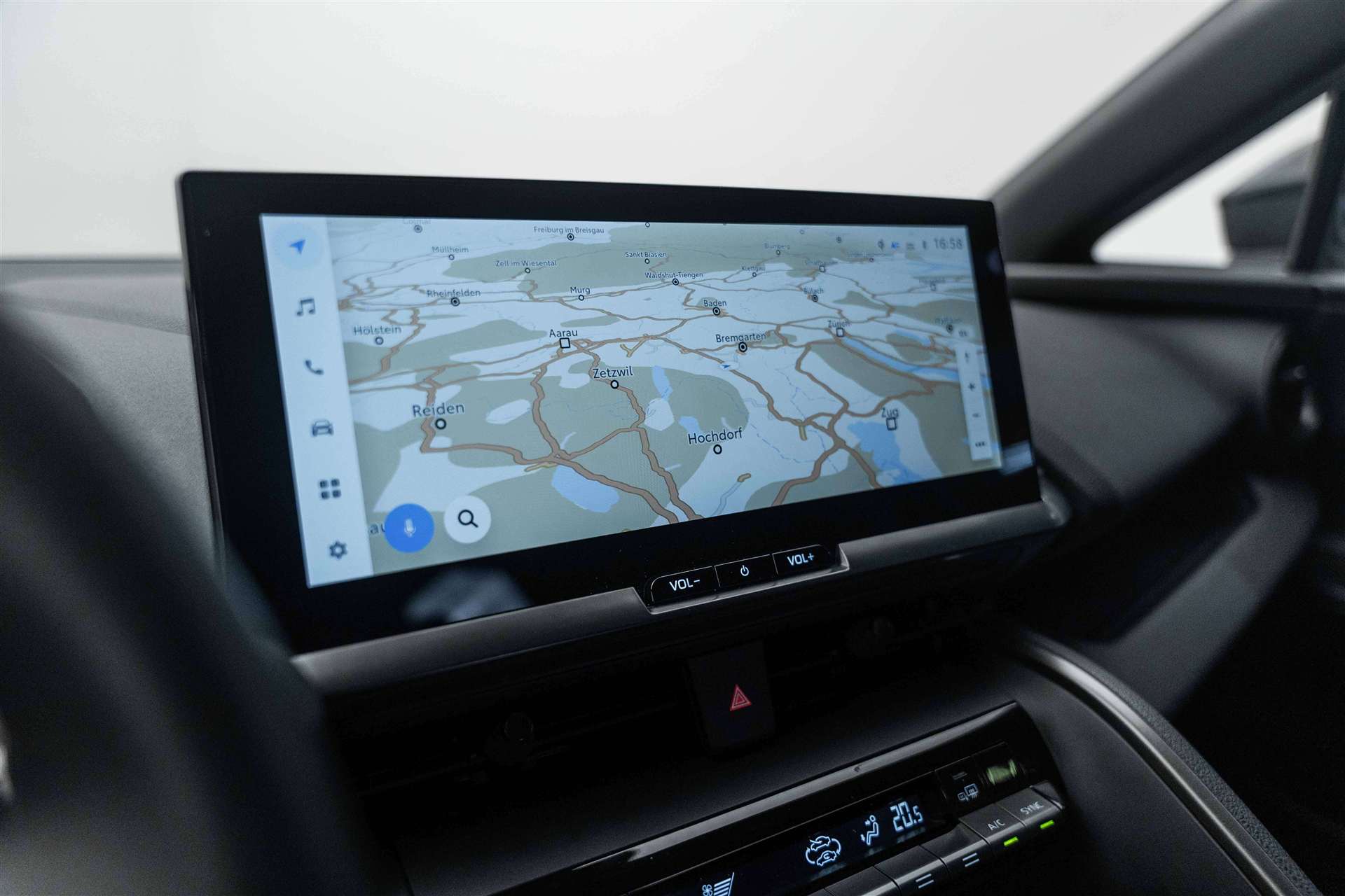 TOYOTA C-HR 2.0 HSD Trend CVT-Automat-image-15