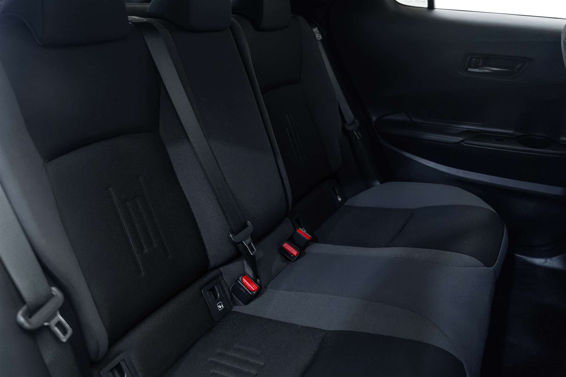 TOYOTA C-HR 2.0 HSD Trend CVT-Automat-image-11
