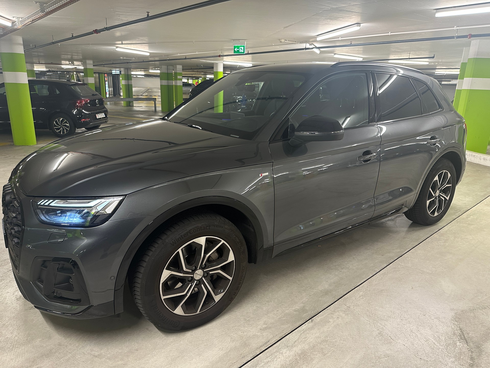 AUDI 2.0 40 TDI Black Edition quattro S-Tronic-image-1