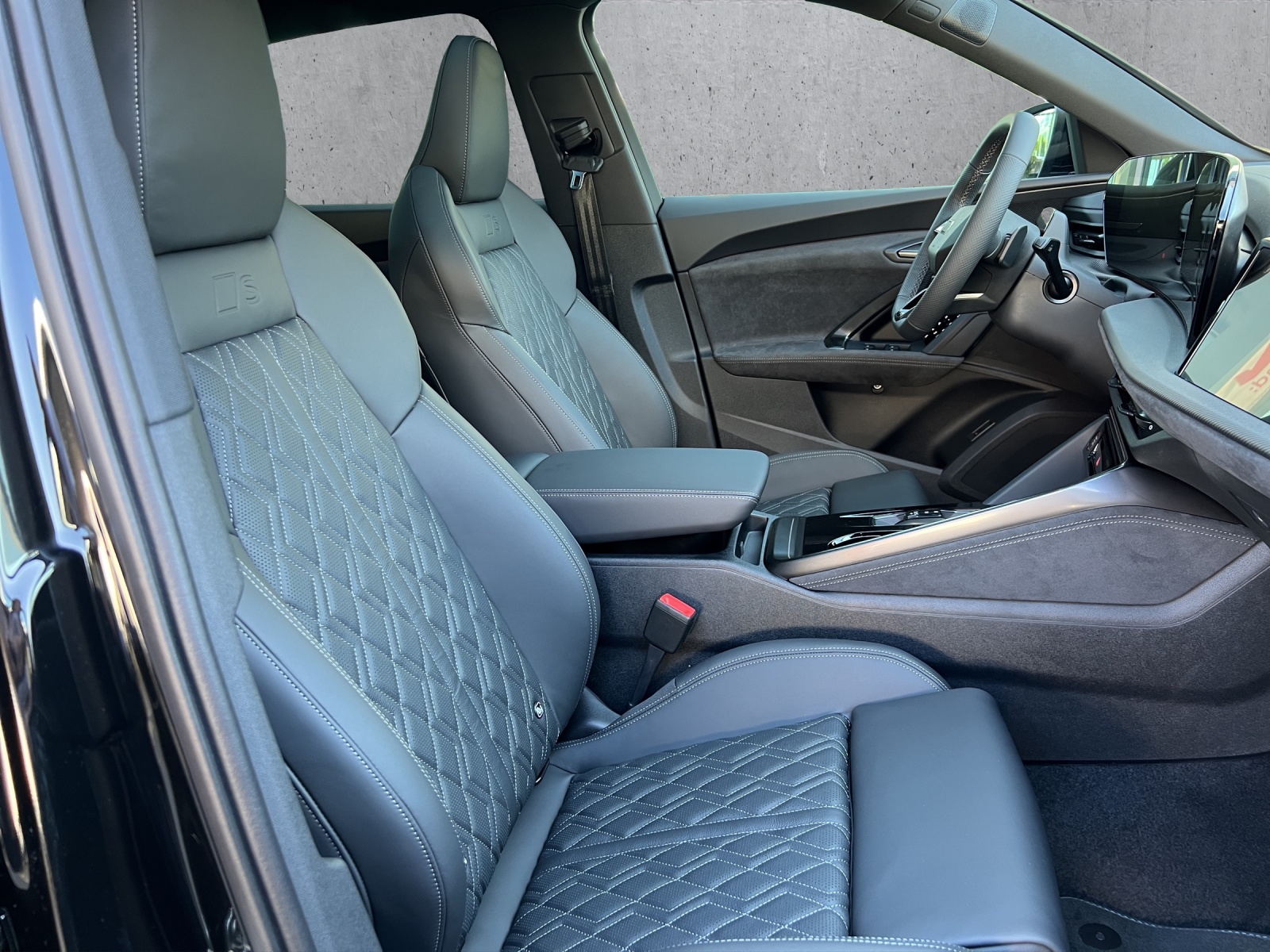 AUDI SQ5 TFSI quattro S-tronic-image-7