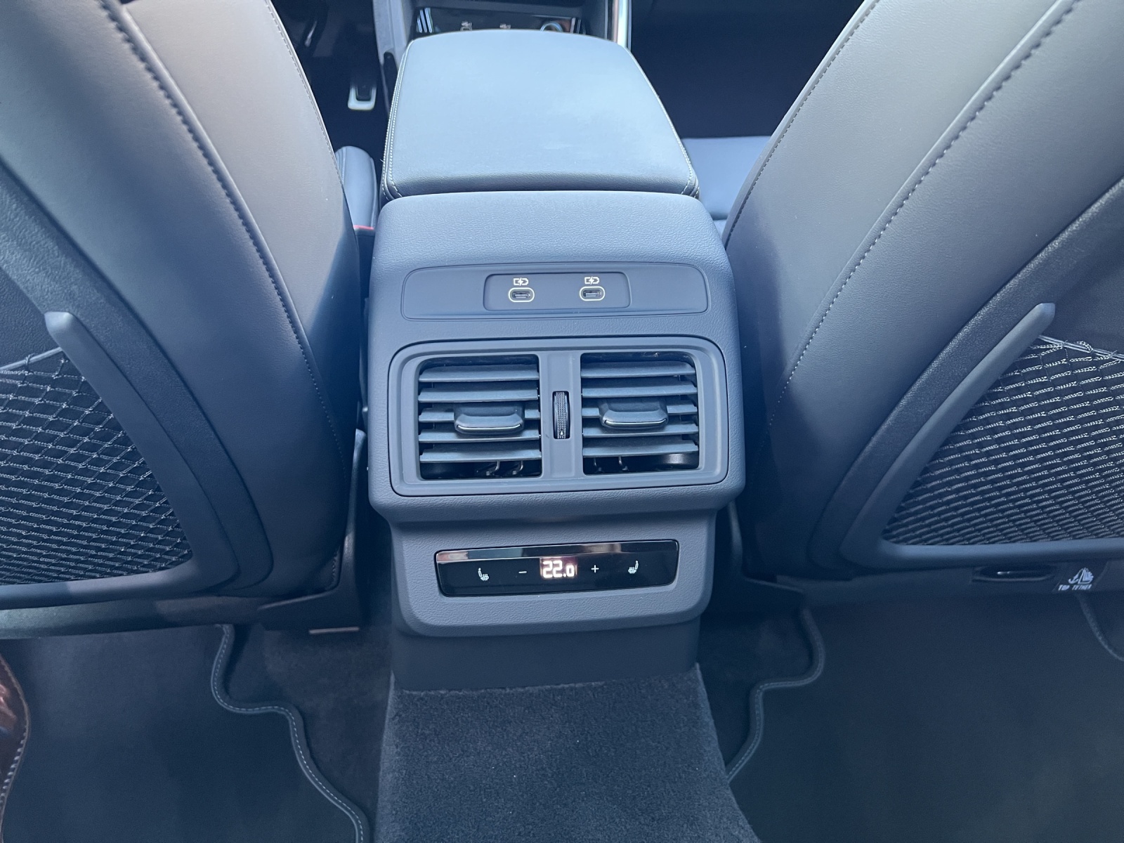 AUDI SQ5 TFSI quattro S-tronic-image-12