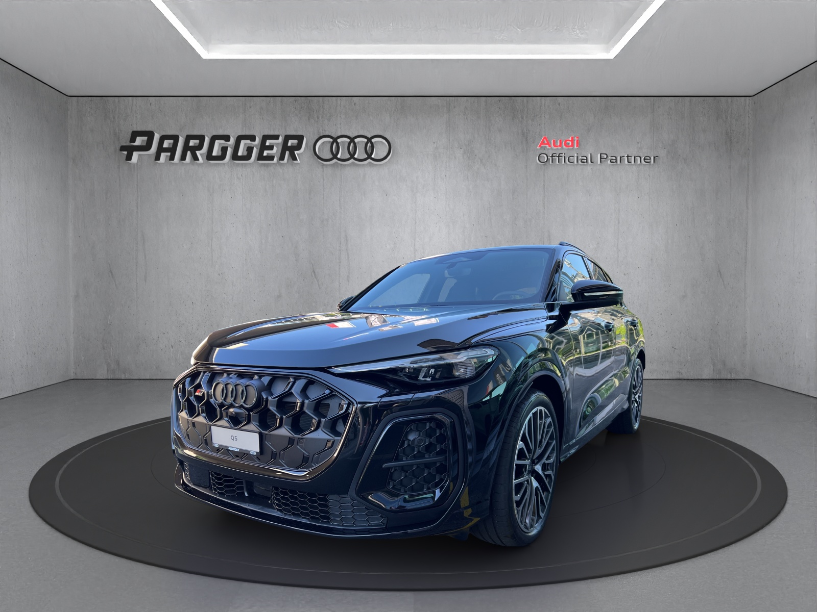 AUDI SQ5 TFSI quattro S-tronic-image-0