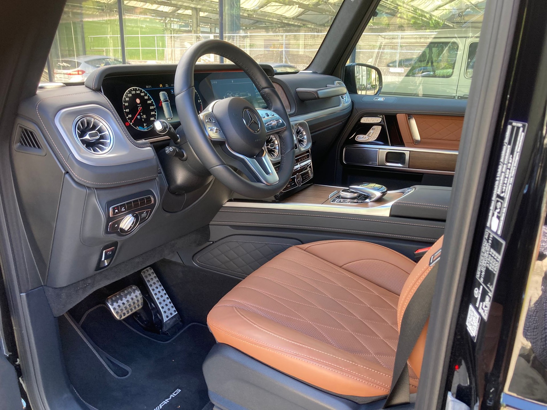 MERCEDES-BENZ G 400d AMG Line 9G-Tronic-image-16
