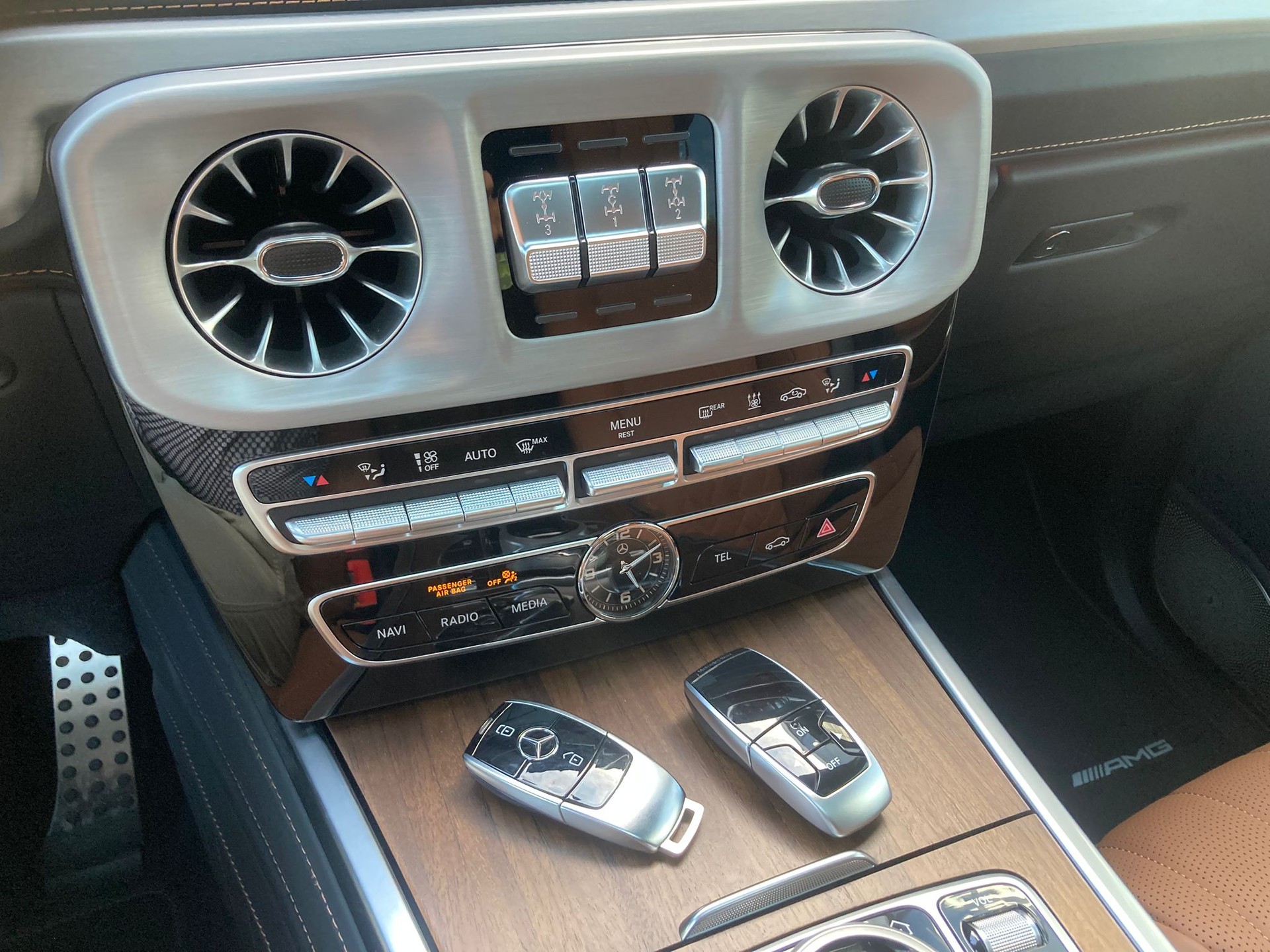 MERCEDES-BENZ G 400d AMG Line 9G-Tronic-image-7