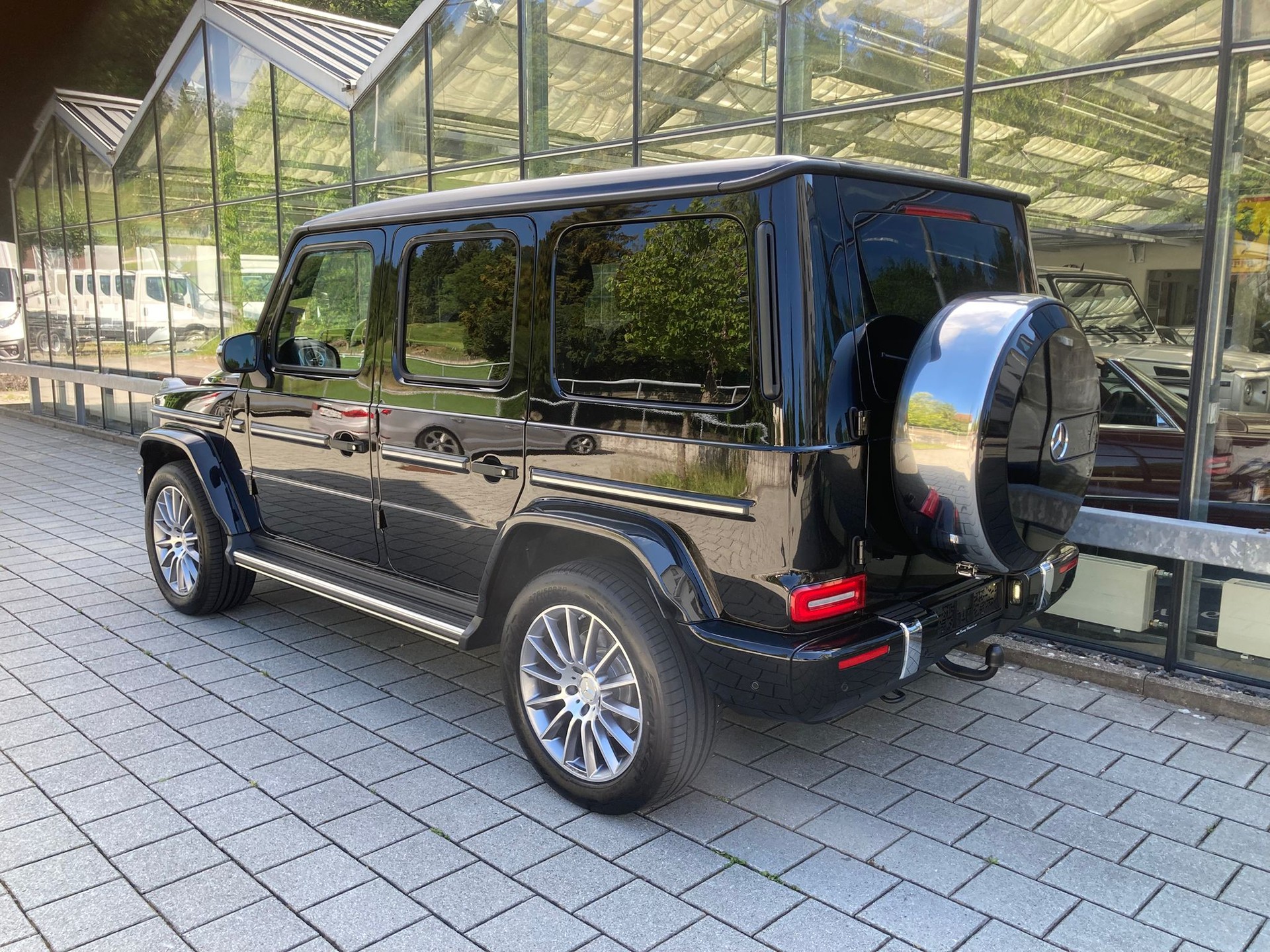 MERCEDES-BENZ G 400d AMG Line 9G-Tronic-image-3