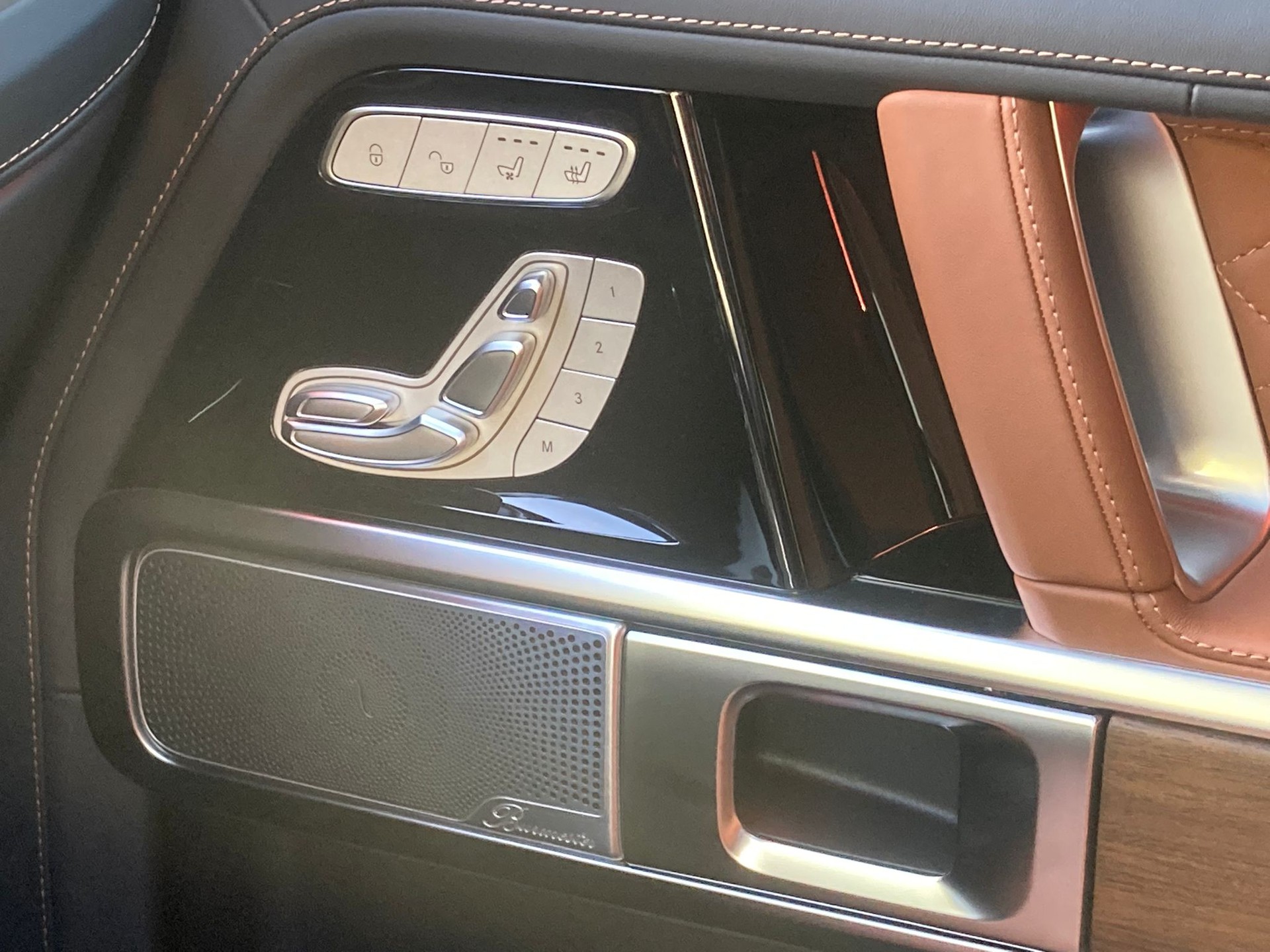 MERCEDES-BENZ G 400d AMG Line 9G-Tronic-image-9